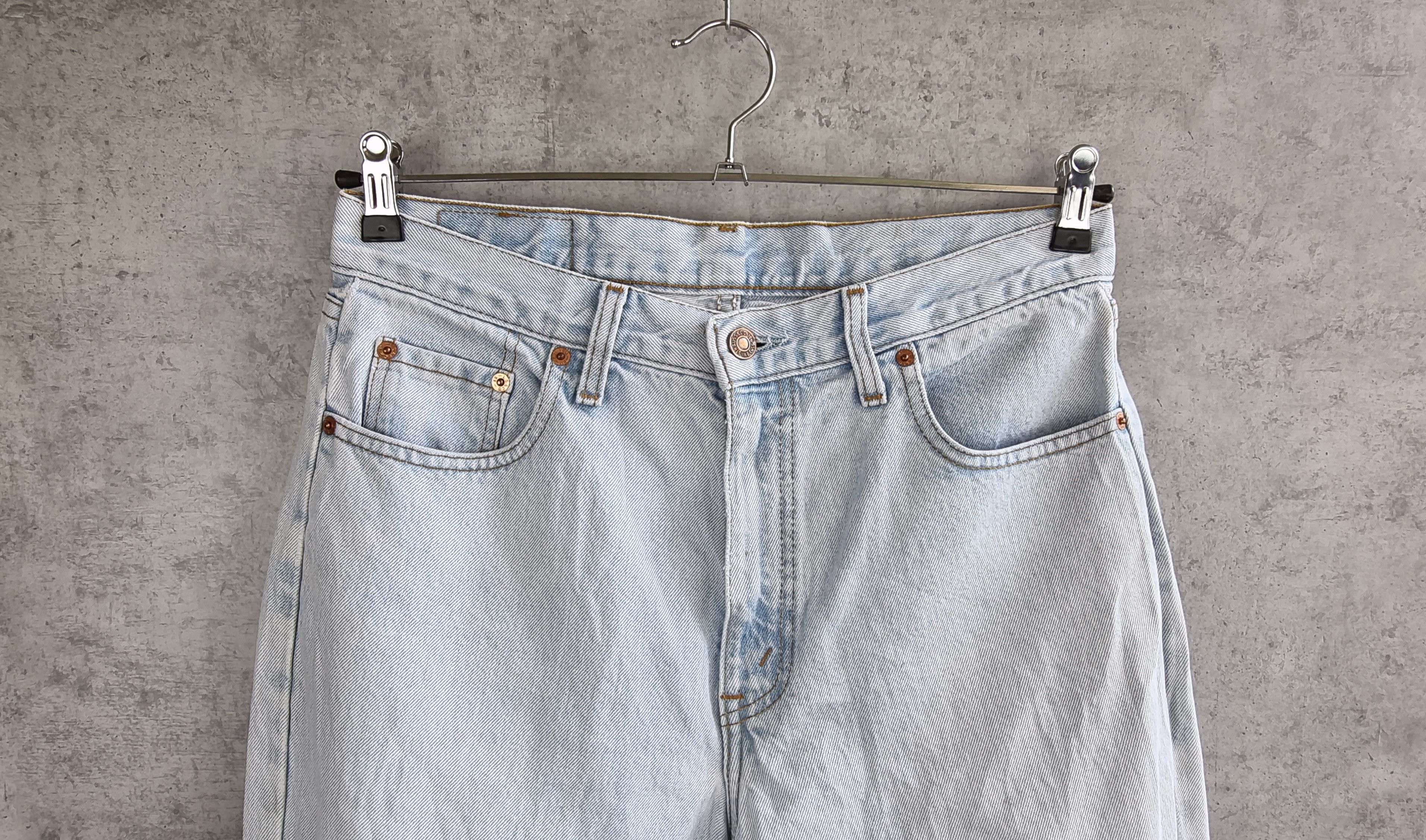 Levi's × Levi's Vintage Clothing 1998 SunFaded Levi's 615 Light Blue Denim Jeans Size US 32 / EU 48 - 4 Thumbnail