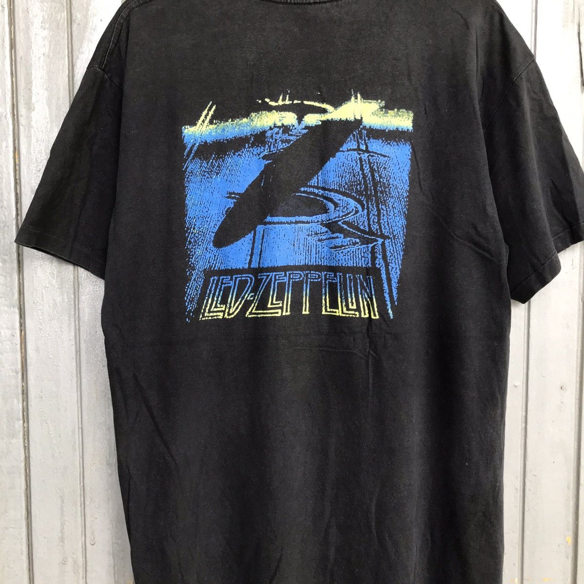 Band Tees × Led Zeppelin × Vintage *🔥Vintage LED ZEPPELIN rock Band tshirt 1997 winterland Size US L / EU 52-54 / 3 - 11 Thumbnail