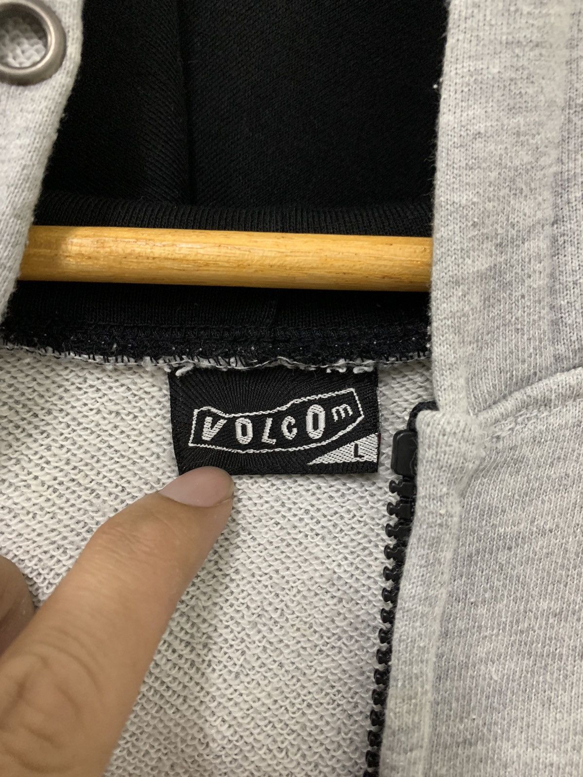 Volcom Volcom “ I WAS A TEENAGE FUCK UP” Zipper Hoodie Size US L / EU 52-54 / 3 - 7 Thumbnail