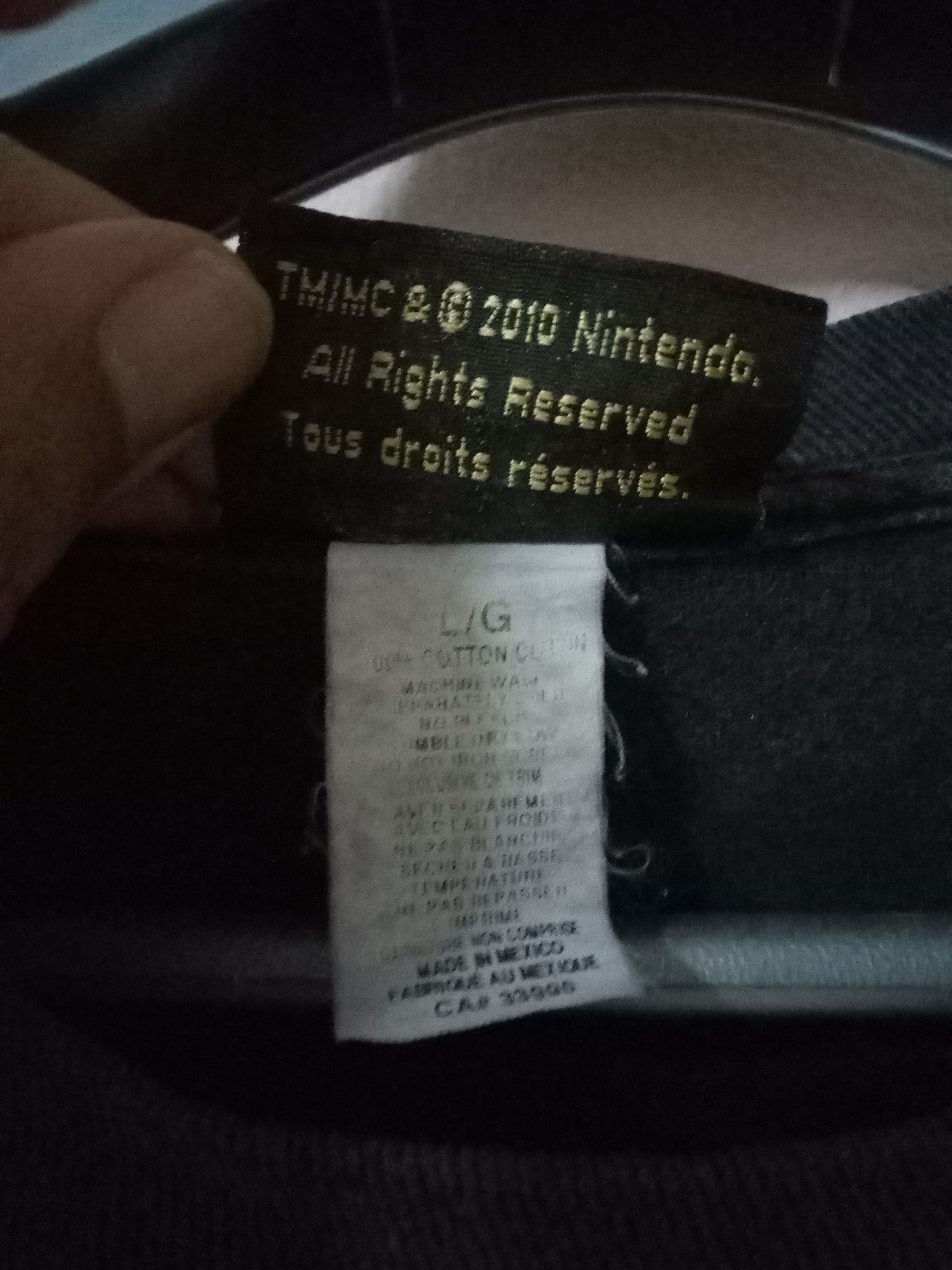 Nintendo Vintage Mario Bros Nintendo Distressed Faded 2010 Size US L / EU 52-54 / 3 - 7 Thumbnail