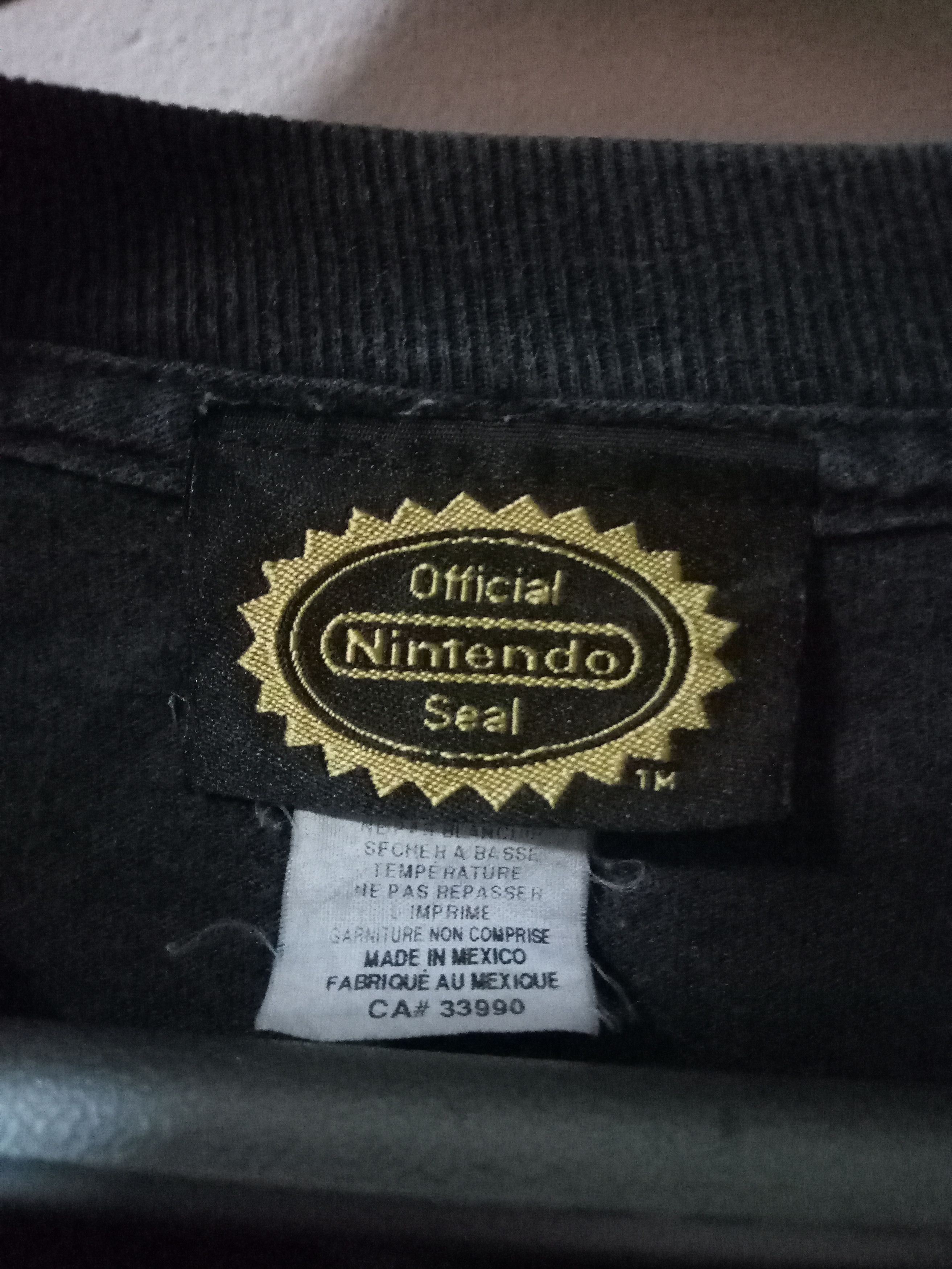 Nintendo Vintage Mario Bros Nintendo Distressed Faded 2010 Size US L / EU 52-54 / 3 - 5 Thumbnail