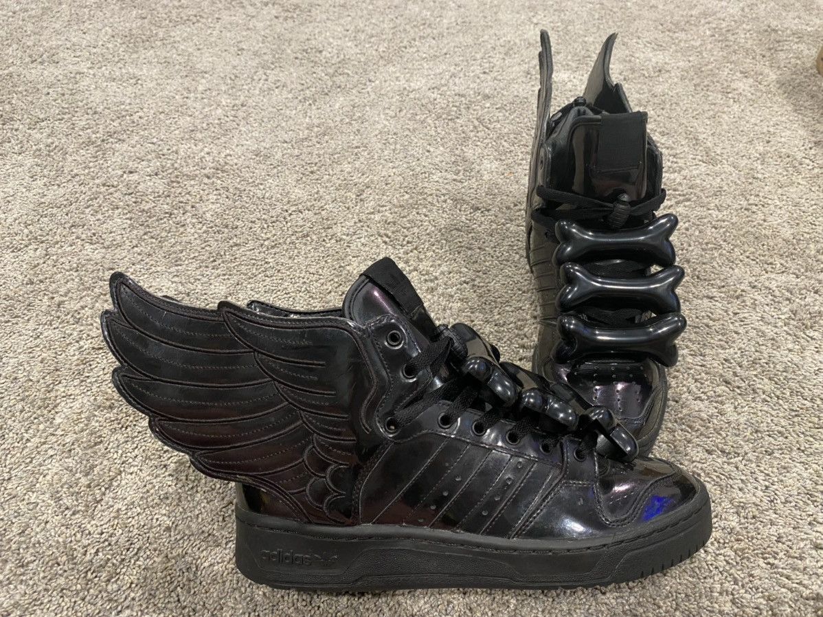 Jeremy Scott Adidas Jeremy Scott Bones, fits all sizes! Size ONE SIZE - 1 Thumbnail