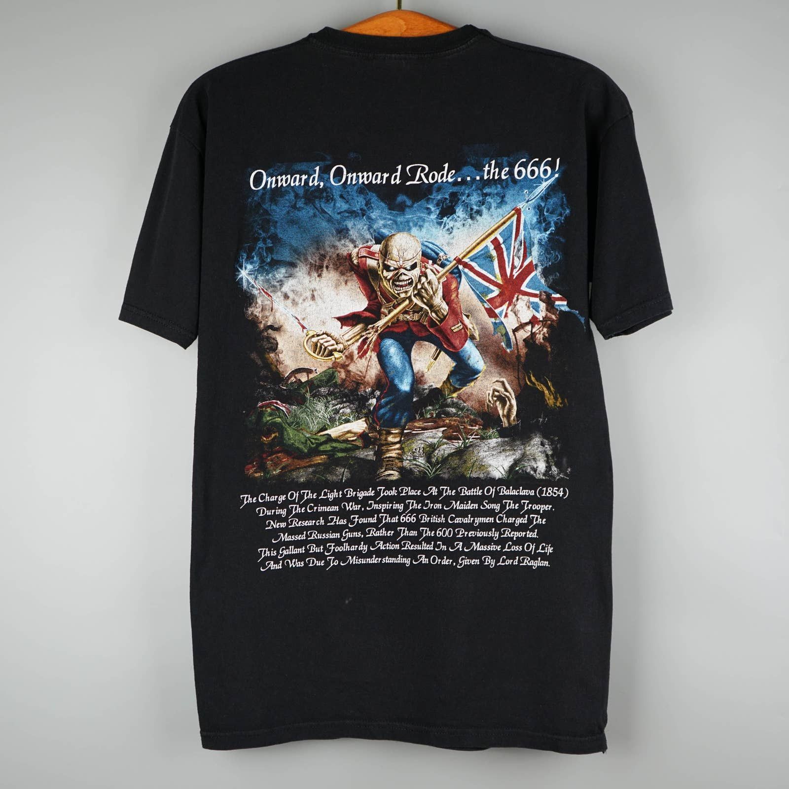 Band Tees × Vintage 2017 Iron Maiden Trooper Beer t-shirt Thrashed Size US S / EU 44-46 / 1 - 9 Thumbnail