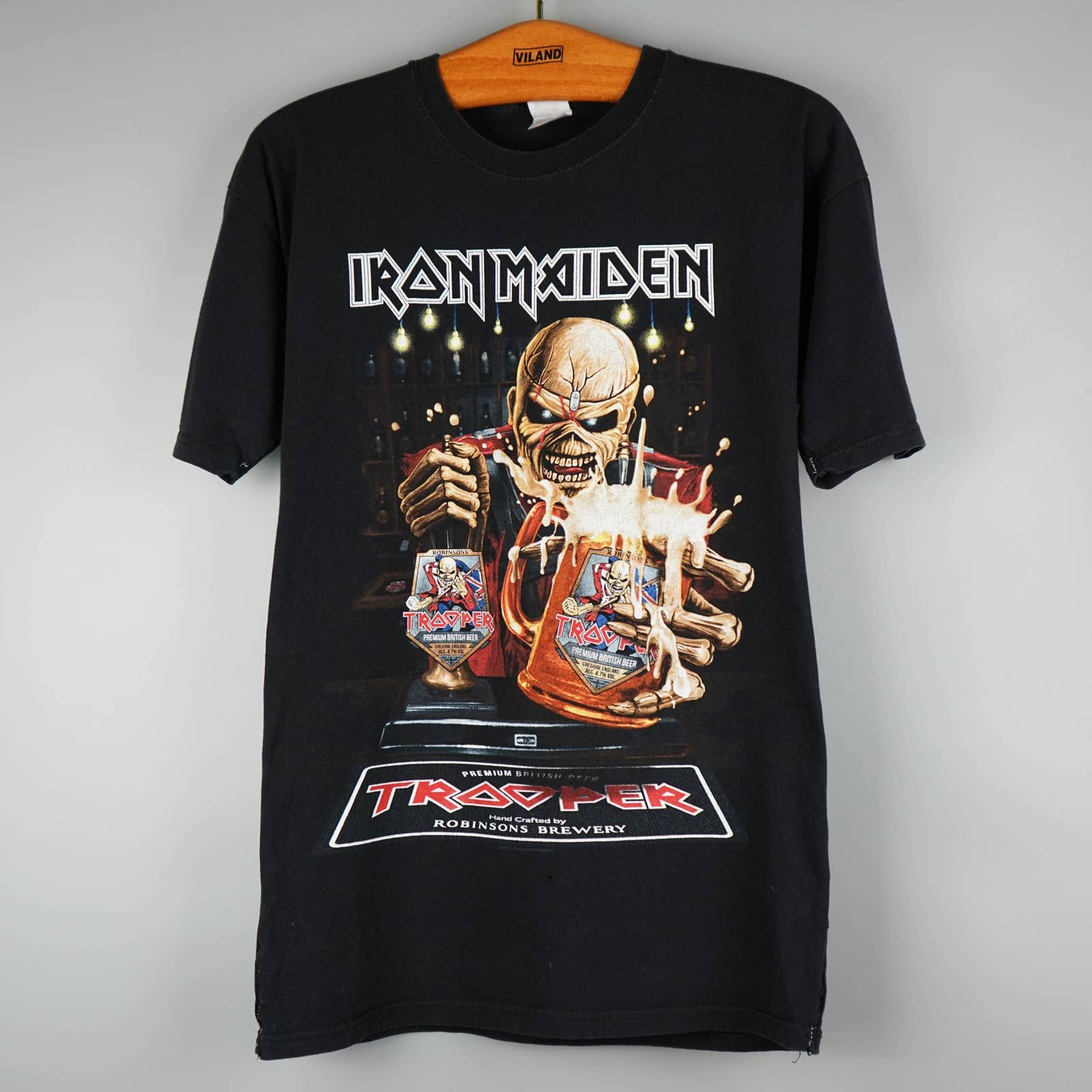 Band Tees × Vintage 2017 Iron Maiden Trooper Beer t-shirt Thrashed Size US S / EU 44-46 / 1 - 1 Thumbnail