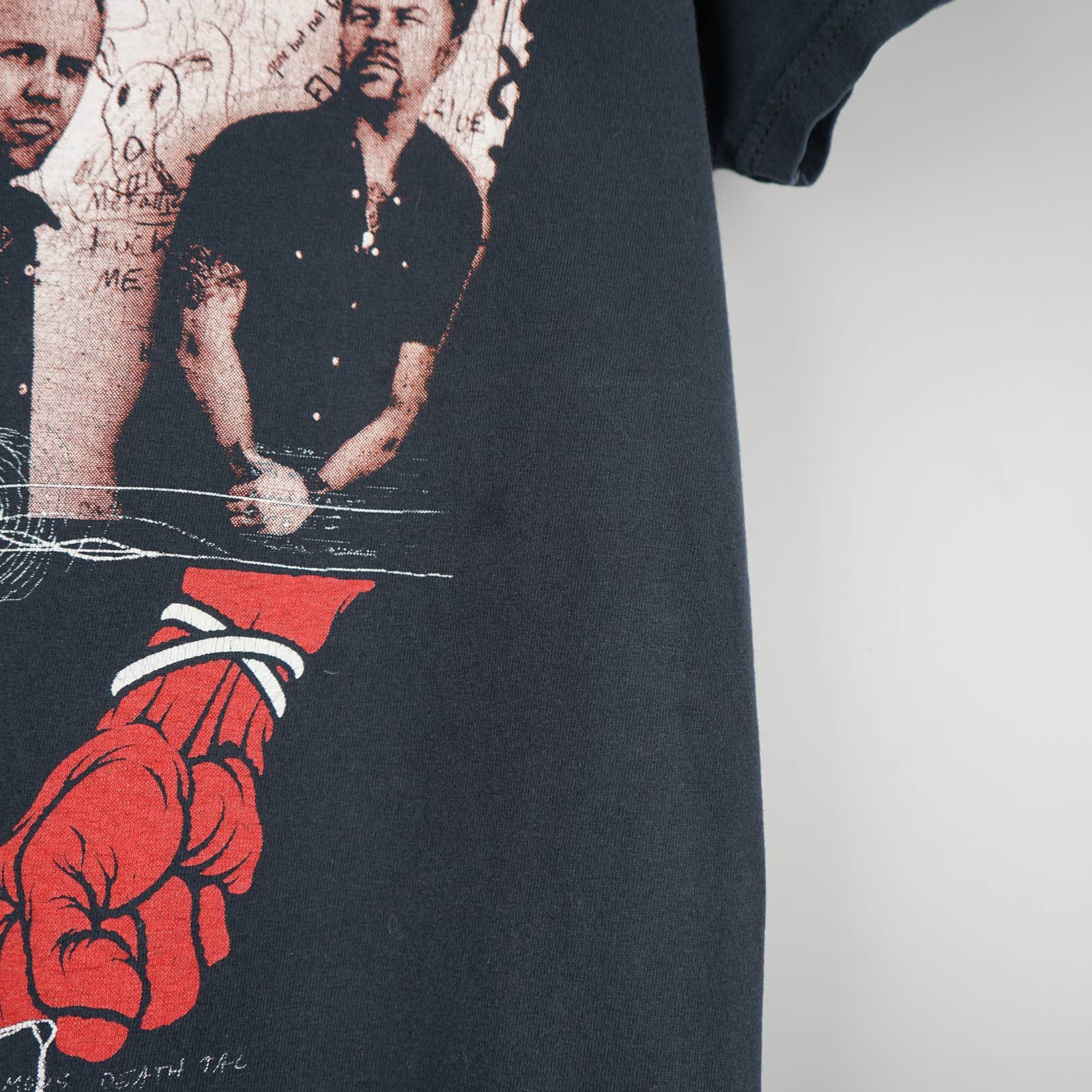 Band Tees × Vintage 2003 Metallica t-shirt St. Anger tour Size US S / EU 44-46 / 1 - 3 Thumbnail
