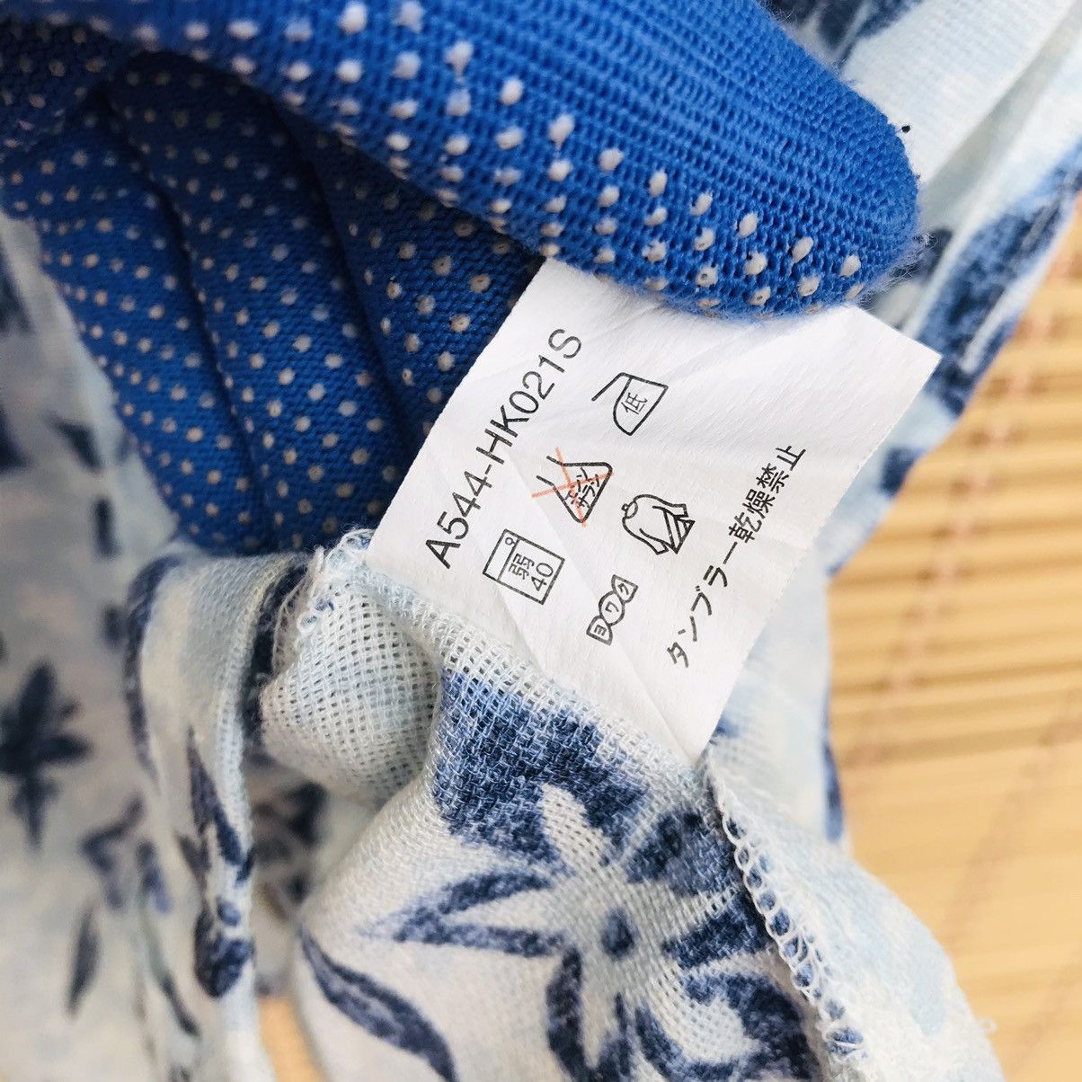 Hiroko Koshino Homme PAPERTHIN Designer Hiroko Koshino Homme hawaii floral netted Size US L / EU 52-54 / 3 - 11 Thumbnail