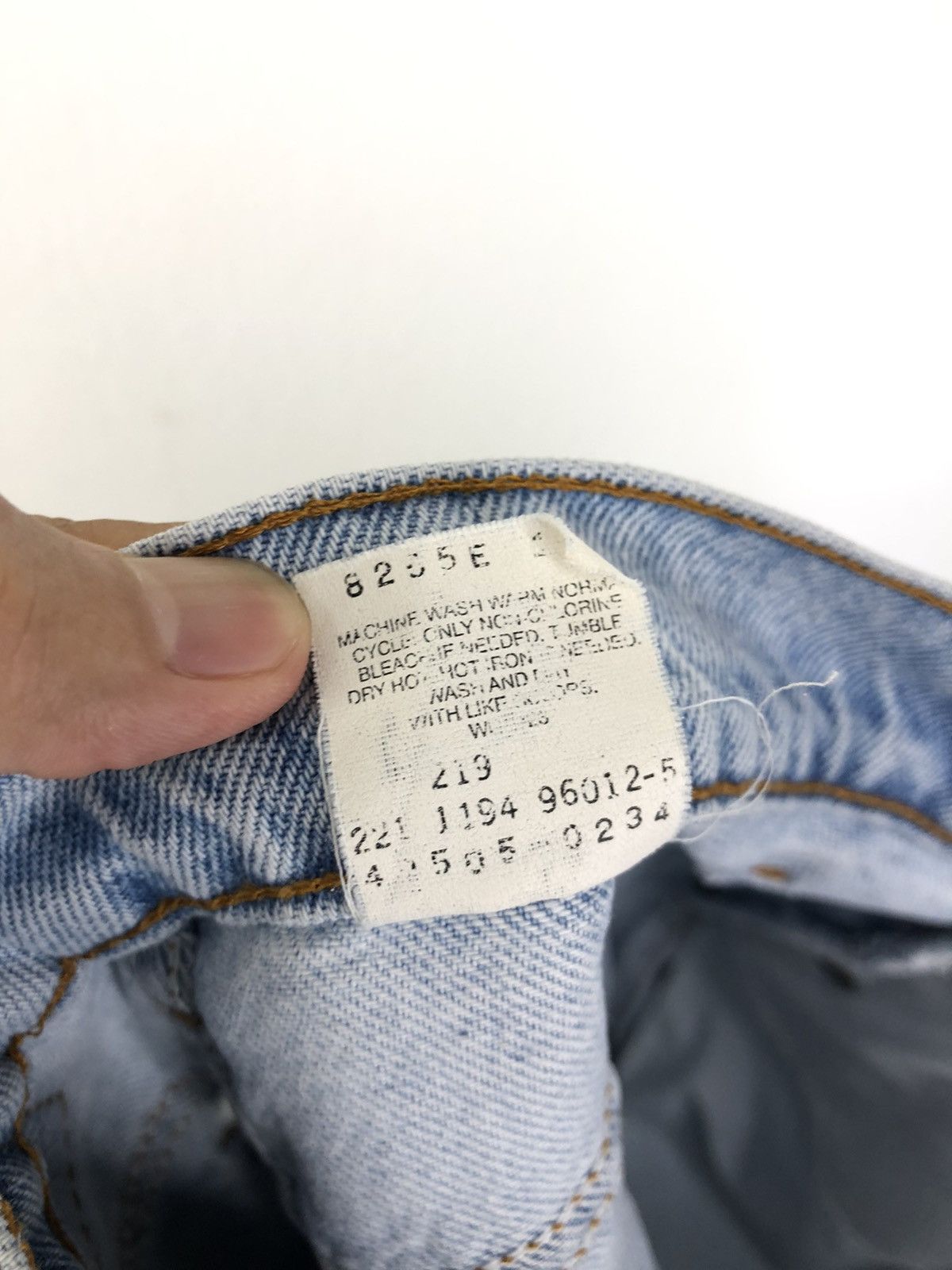Other Vintage Levis 505 Regular Fit Orange Tab Light Wash Jeans Size US 30 / EU 46 - 17 Thumbnail