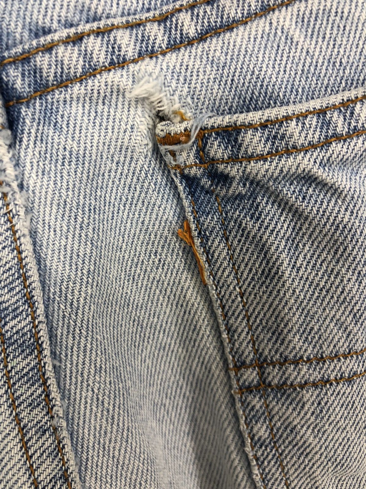 Other Vintage Levis 505 Regular Fit Orange Tab Light Wash Jeans Size US 30 / EU 46 - 12 Thumbnail