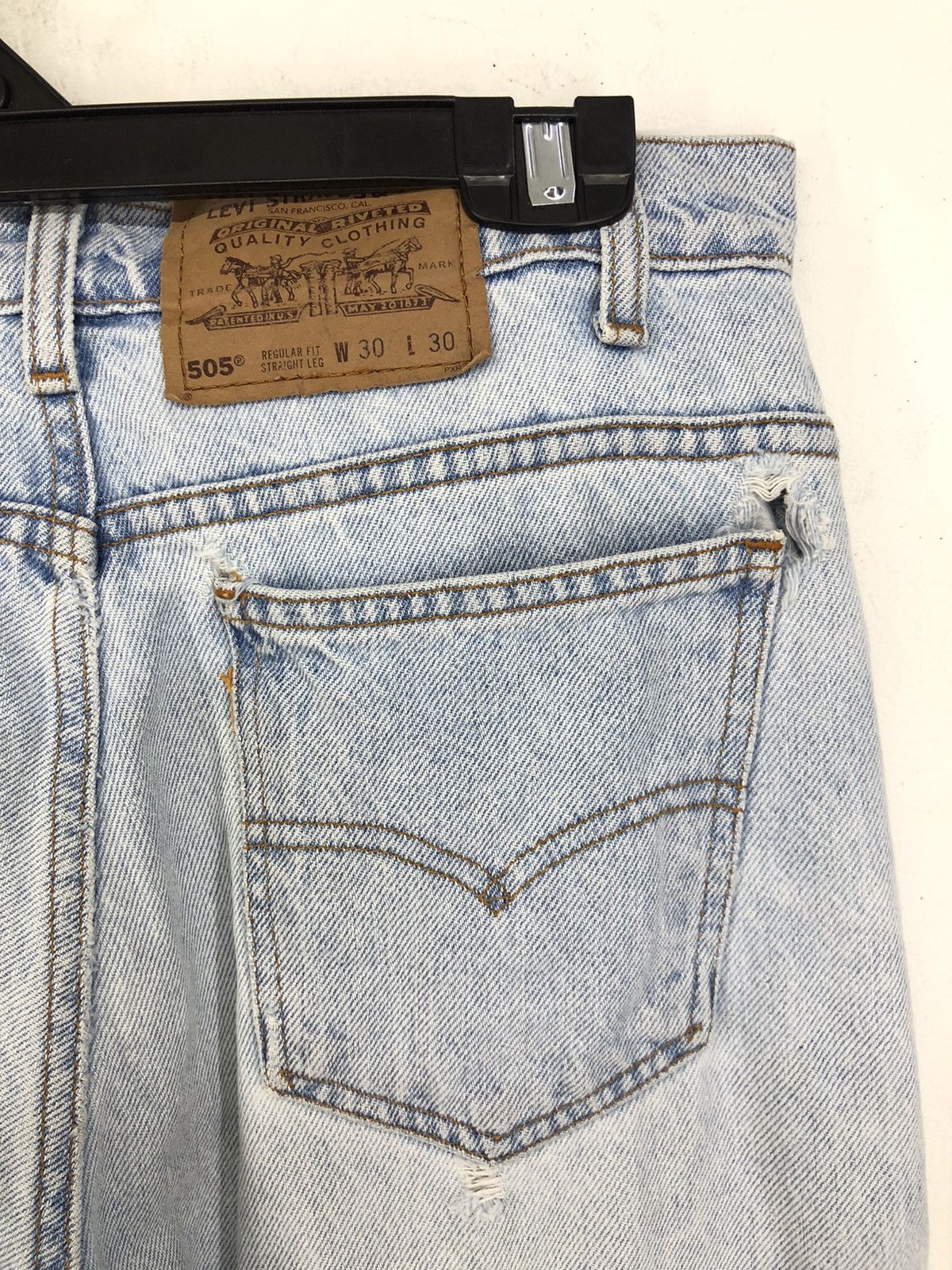 Other Vintage Levis 505 Regular Fit Orange Tab Light Wash Jeans Size US 30 / EU 46 - 11 Thumbnail
