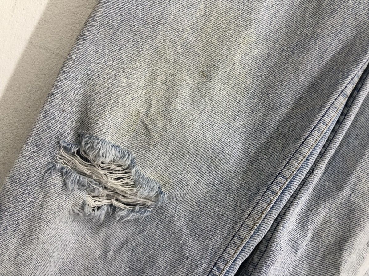 Levi's Vintage 90s Levis 510 Distressed Light Wash Jeans 25x38.5 Size 25" / US 0 / IT 36 - 8 Thumbnail