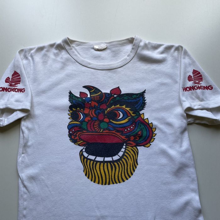 Vintage Vintage 90s Hong Kong China Tourist Dragon Graphic t shirt