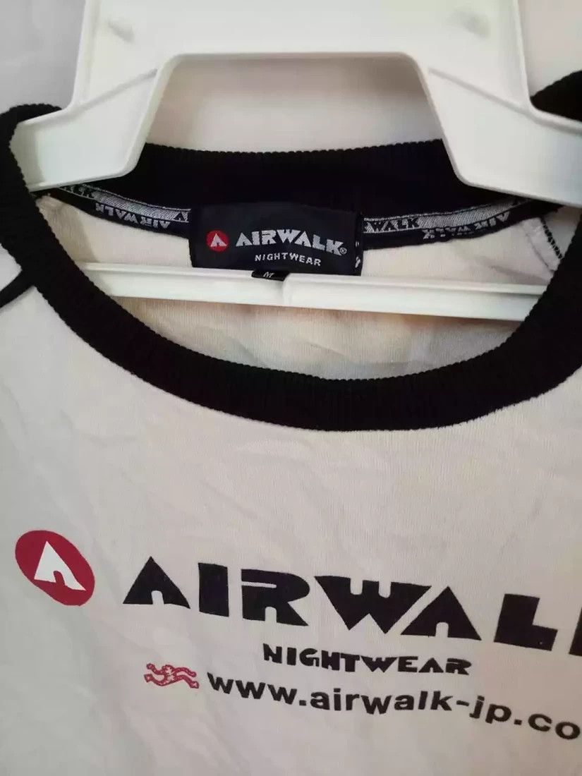 Airwalk AIRWALK Nightwear sweatshirt spell out logo sweater Size US M / EU 48-50 / 2 - 2 Thumbnail