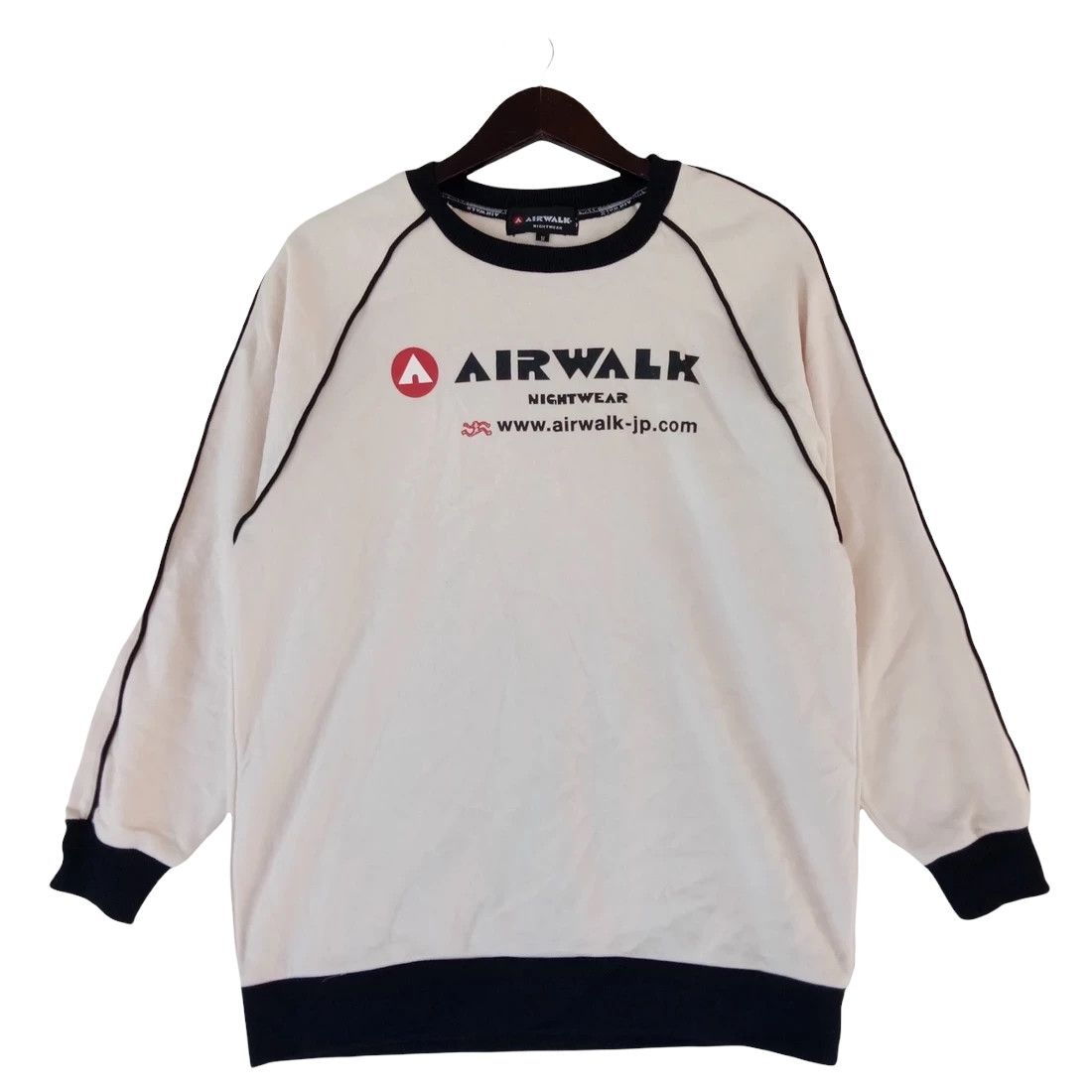 Airwalk AIRWALK Nightwear sweatshirt spell out logo sweater Size US M / EU 48-50 / 2 - 1 Thumbnail