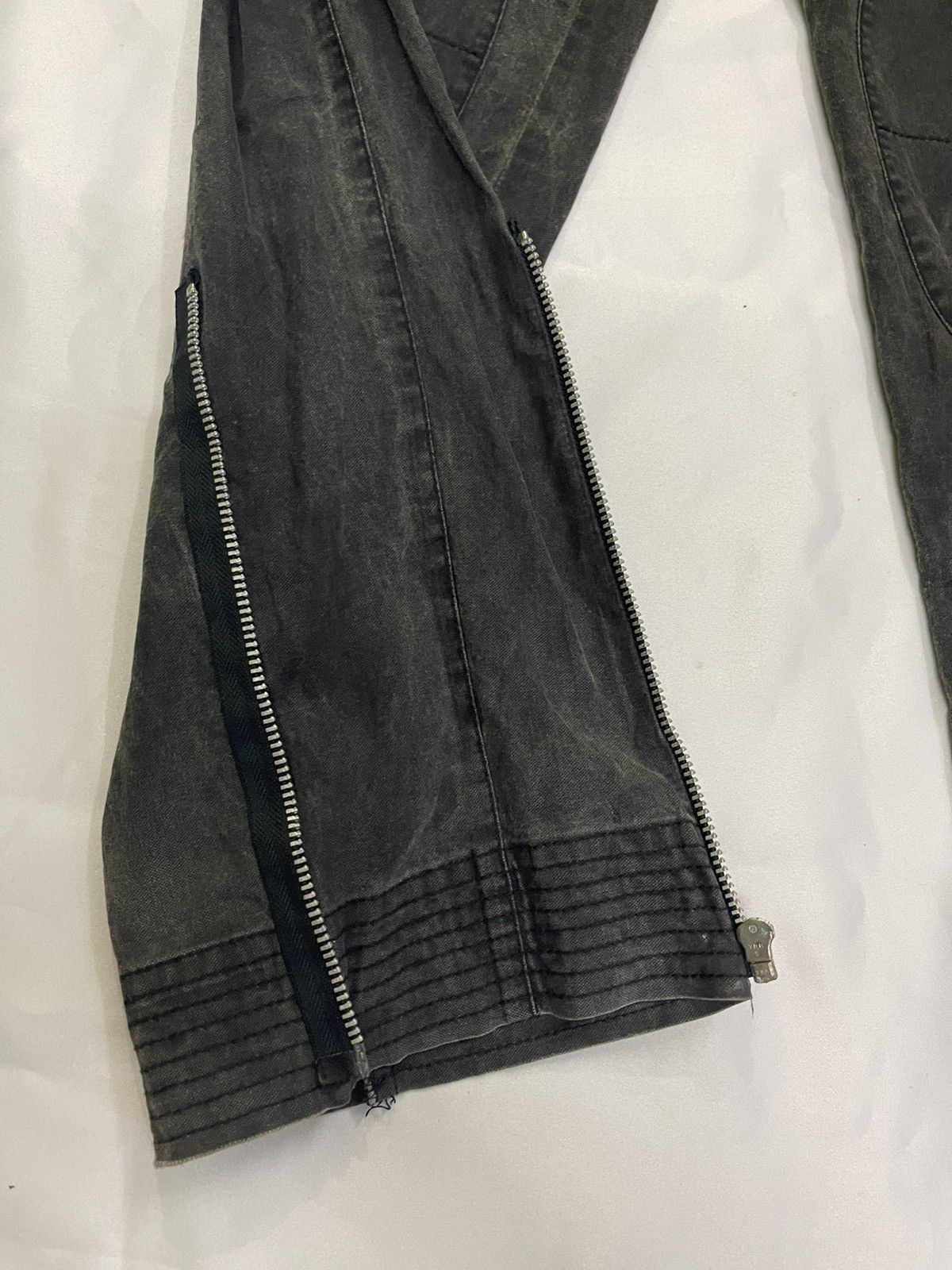 Issey Miyake VINTAGE TSUMORI CHISATO RARE DESIGN PANTS Size US 30 / EU 46 - 10 Thumbnail