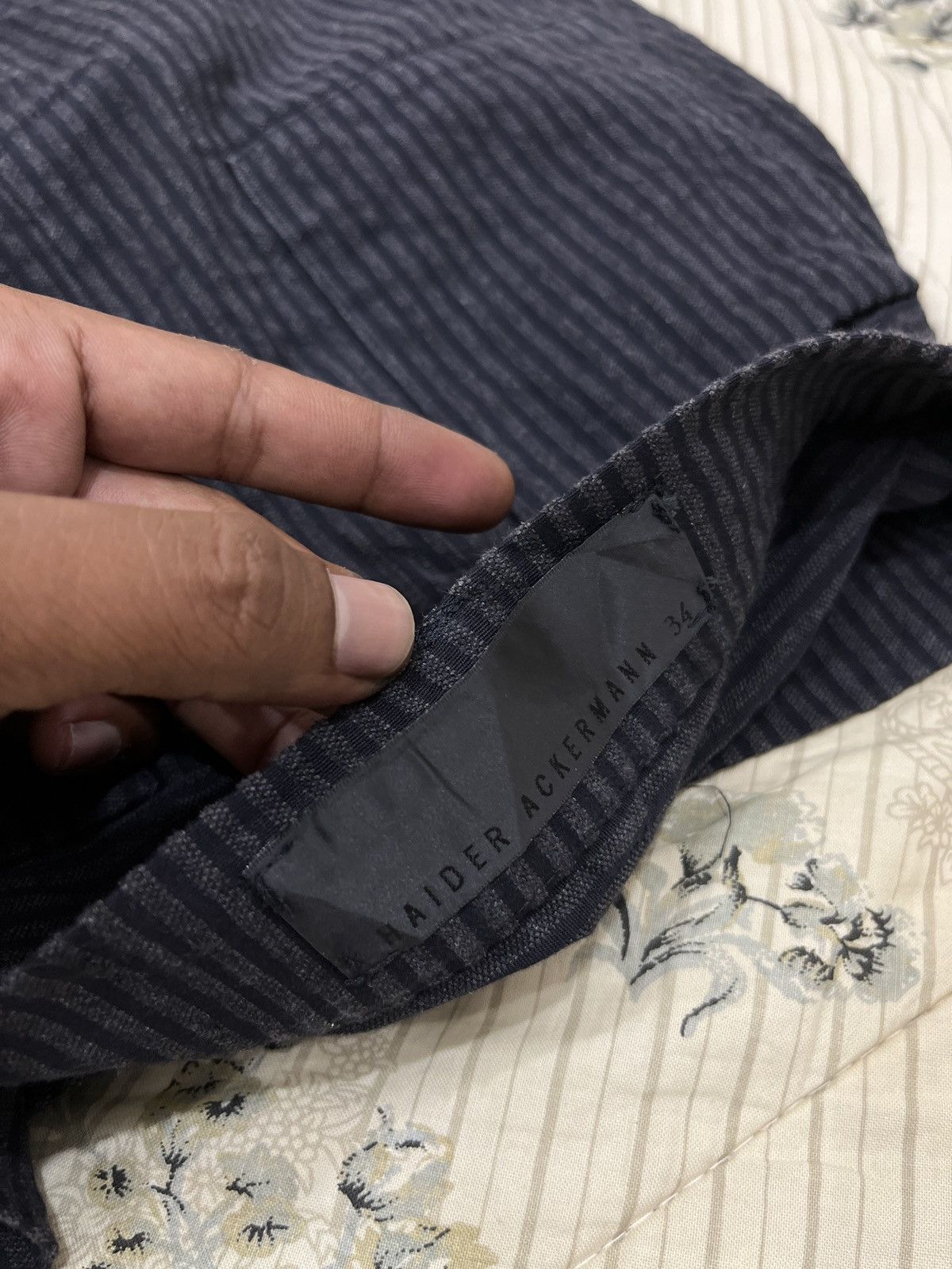 Haider Ackermann (Iiii). HAIDER ACKERMANN MULTI POCKET HYPE SKIRTS Size 27" / US 4 / IT 40 - 9 Thumbnail