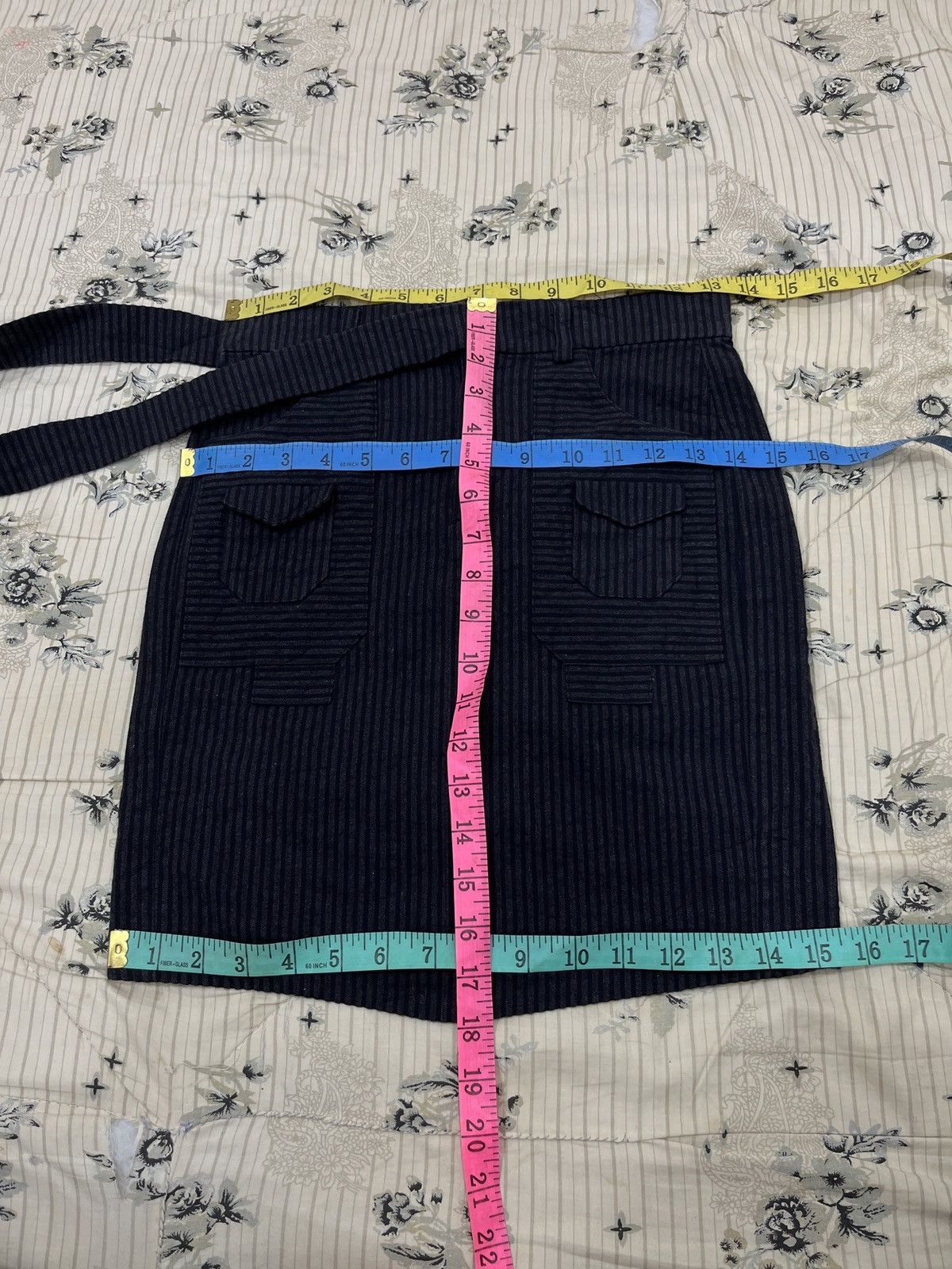 Haider Ackermann (Iiii). HAIDER ACKERMANN MULTI POCKET HYPE SKIRTS Size 27" / US 4 / IT 40 - 13 Thumbnail