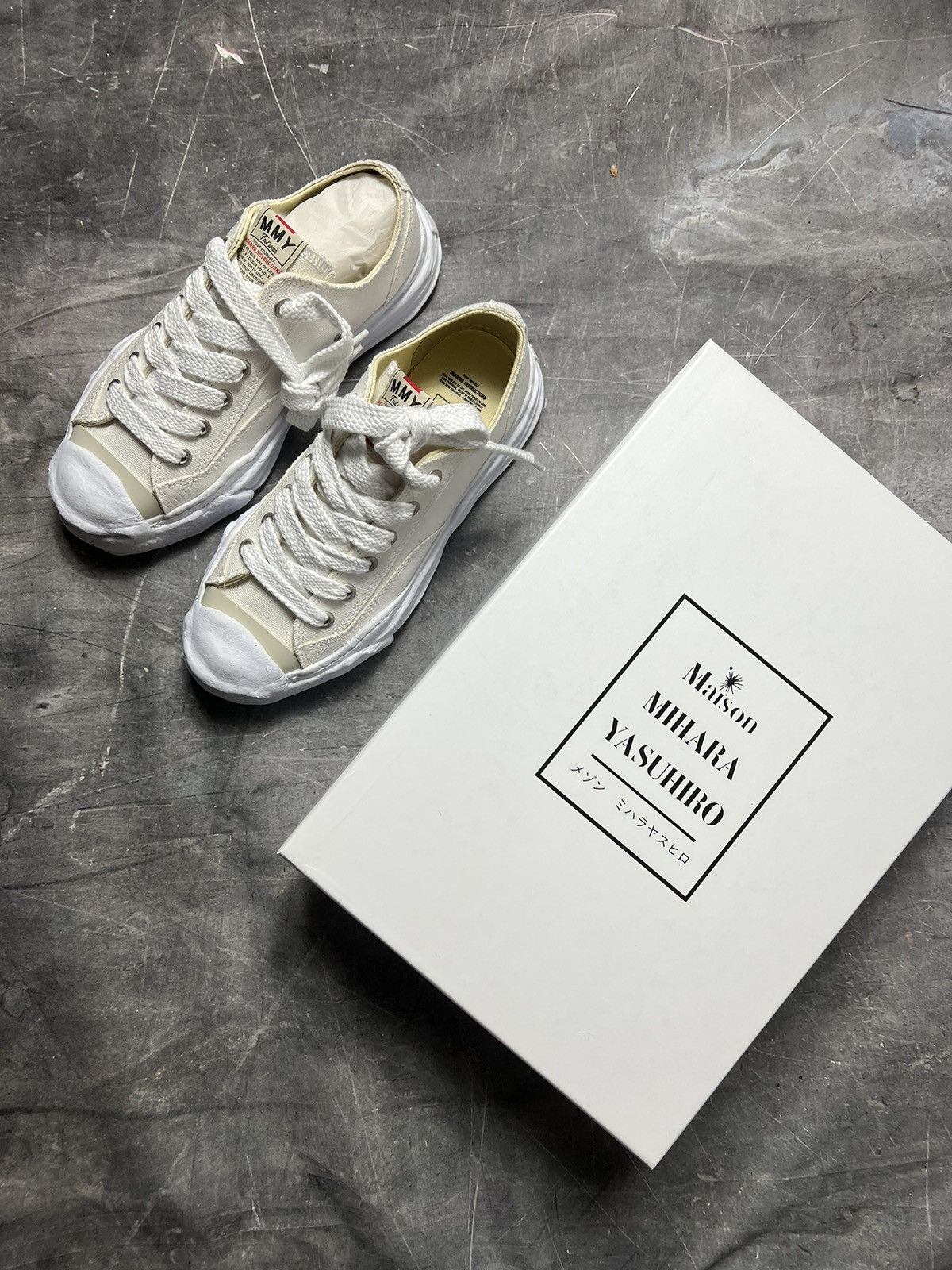 Maison MIHARA YASUHIRO Maison Mihara Yasuhiro Canvas OG Sole Cap Shoes Size US 7 / EU 40 - 1 Thumbnail