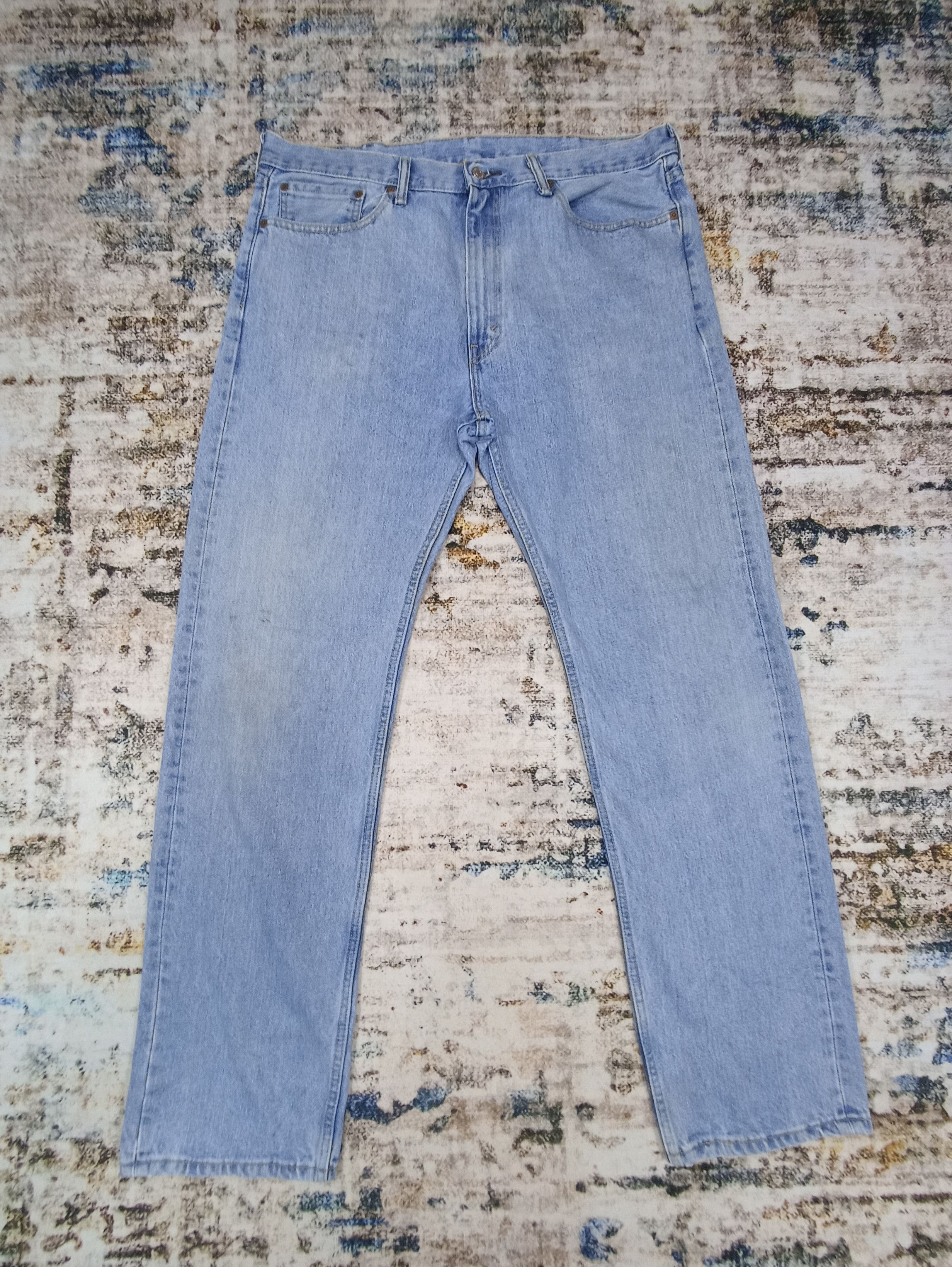 VINTAGE LEVI'S 505 LIGHT WASH JEANS J038