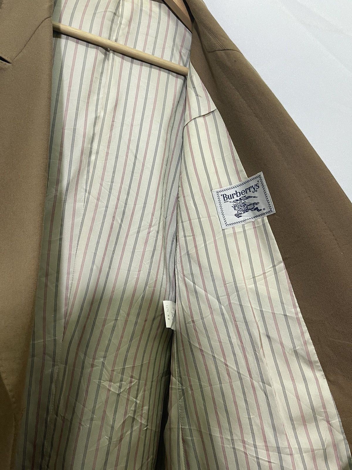 Burberry × Vintage 📌Binding Offer📌 VINTAGE BURBERRYS EMBROIDERY LOGO COAT Size 40R - 9 Thumbnail