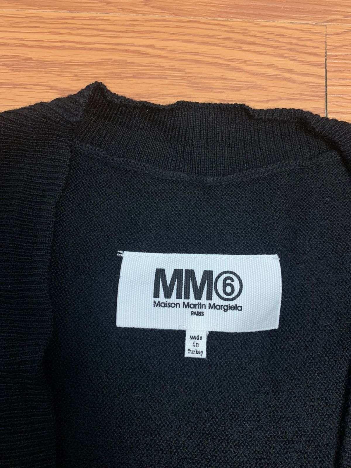 Maison Margiela Maison Margiela MM6 Cardigan Size US S / EU 44-46 / 1 - 7 Thumbnail