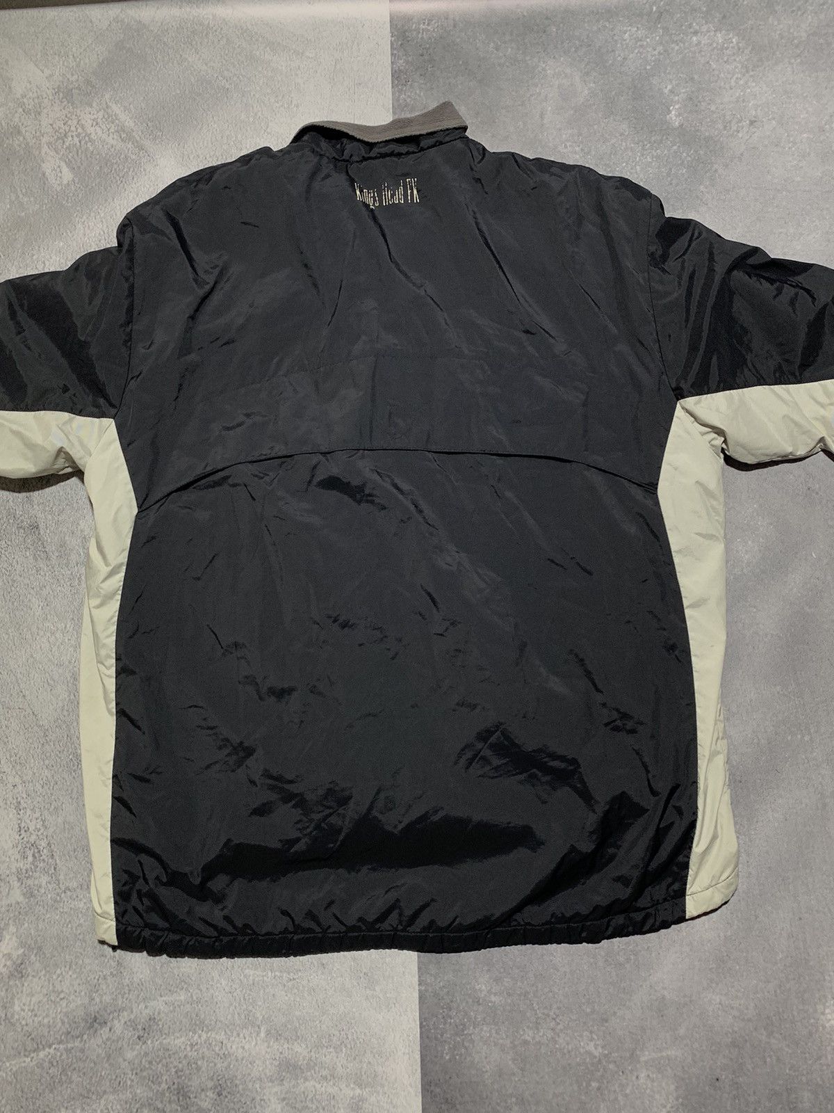 Nike Vintage Nike light jacket streetwear outdoor life size XL Size US XL / EU 56 / 4 - 5 Thumbnail