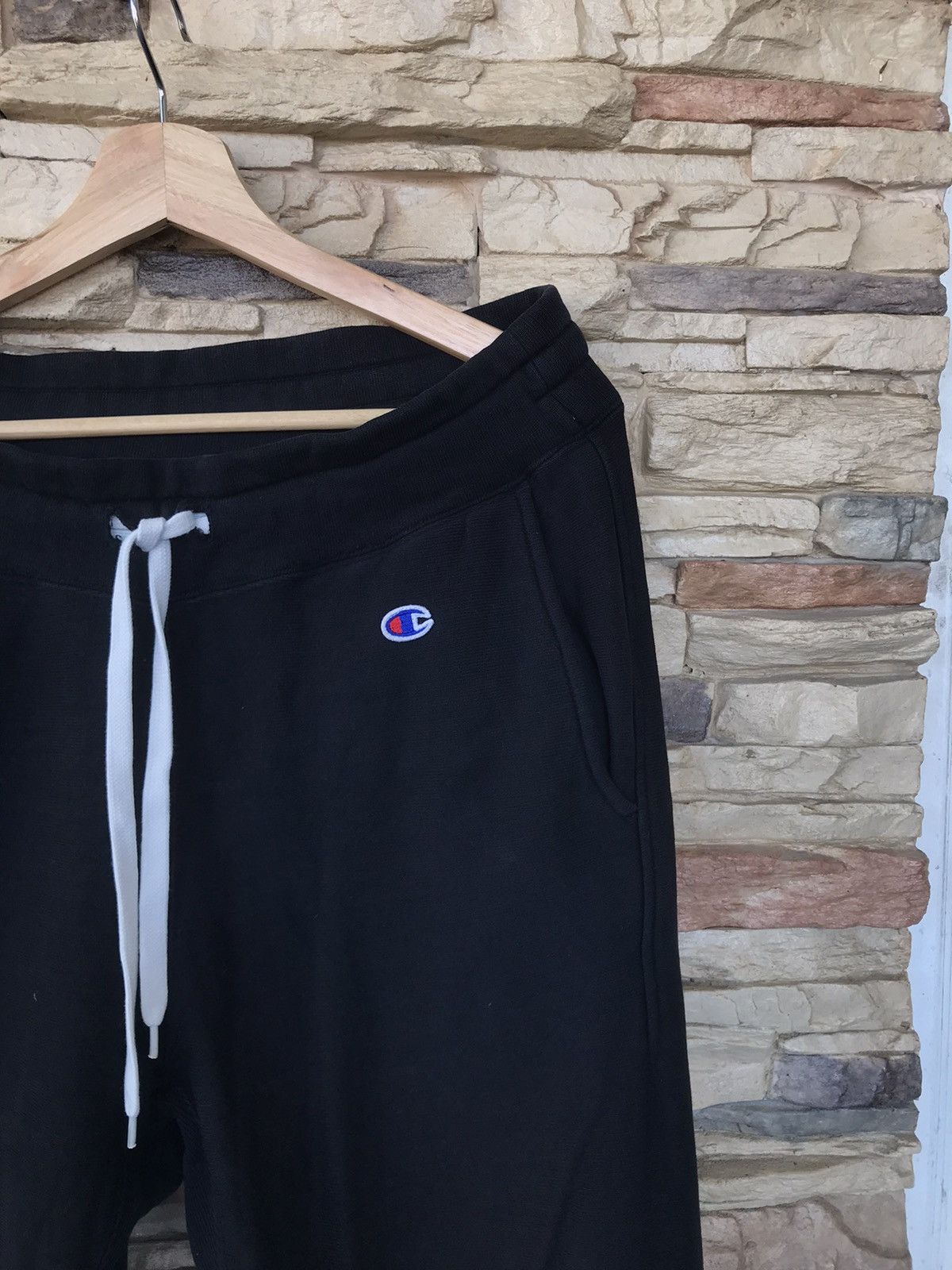 Champion Super Rare Thrashed Champion Jogger Pants Size US 32 / EU 48 - 3 Thumbnail