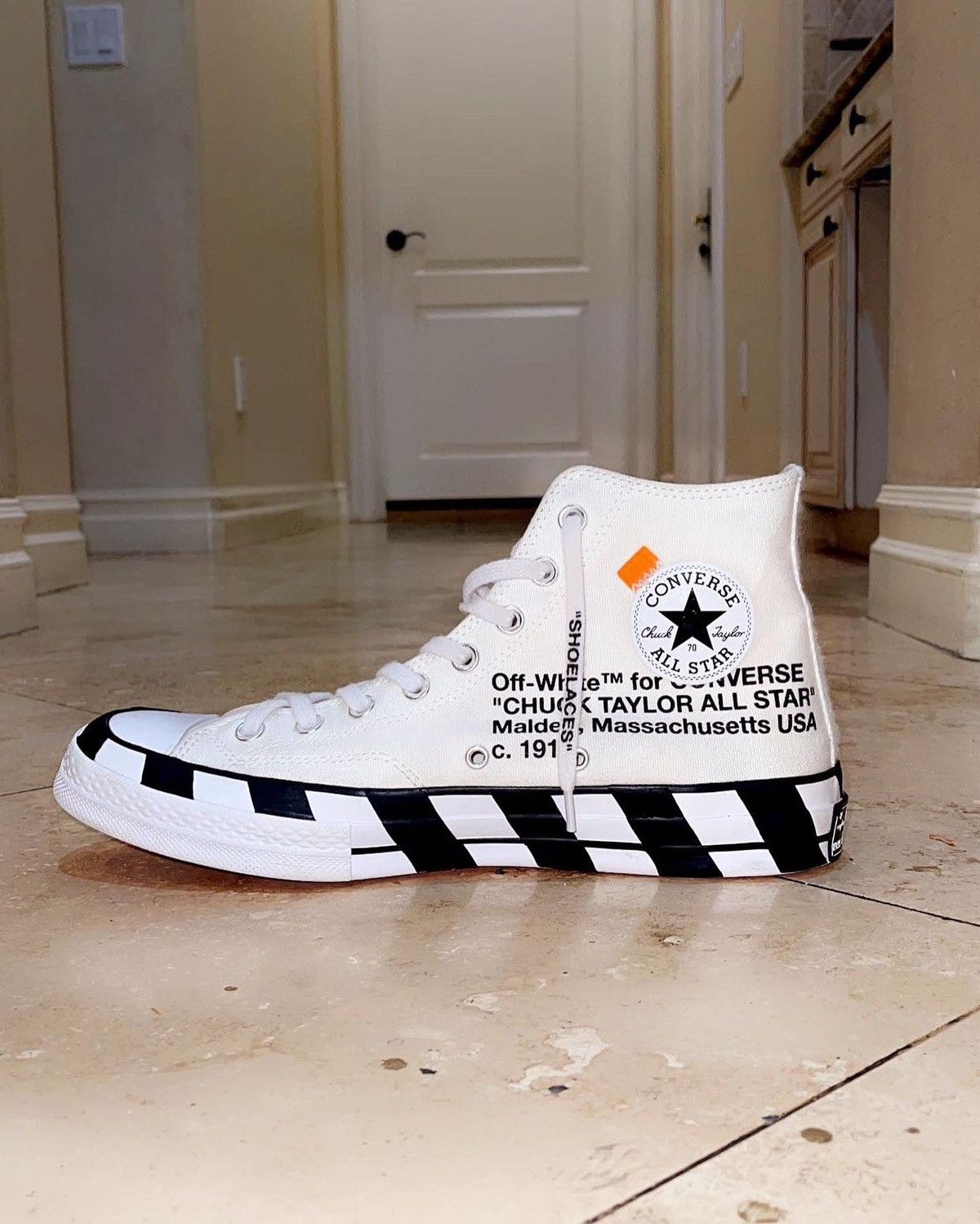 Converse x off white 42 hotsell