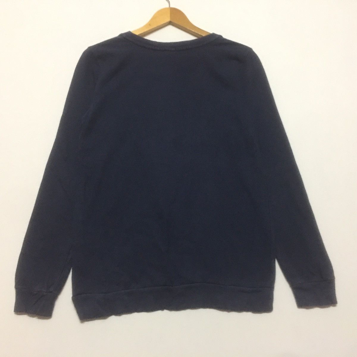 Disney × Mickey Mouse × Vintage Vintage Disney Production Mickey Mouse Sweatshirt Crewneck Size US S / EU 44-46 / 1 - 4 Thumbnail