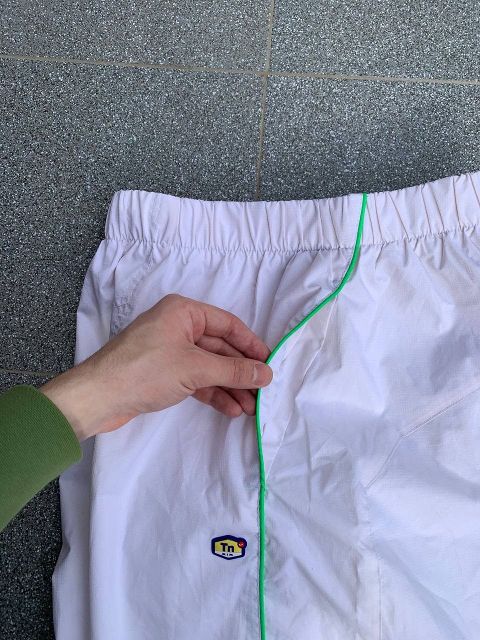 Nike × Vintage Rare 90s Nike TN track pants Size US 33 - 5 Thumbnail