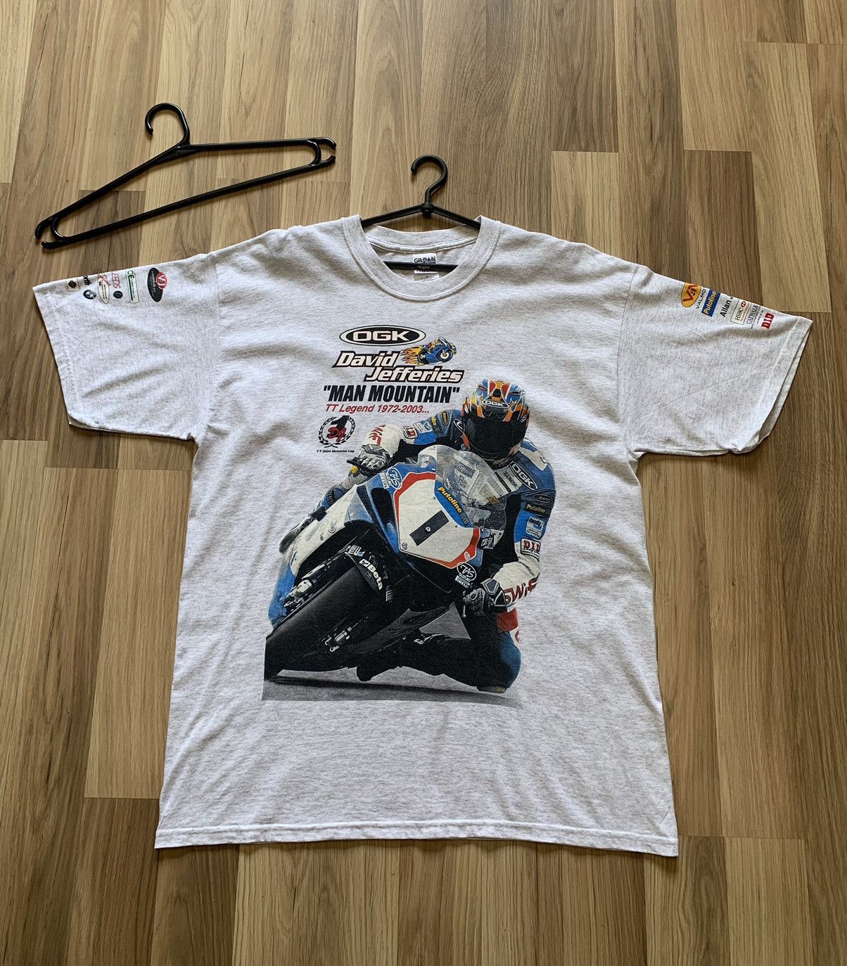Vintage Vintage 2004 David Jefferies Suzuki GSX R1000 Memorial Tee Size US XL / EU 56 / 4 - 1 Thumbnail