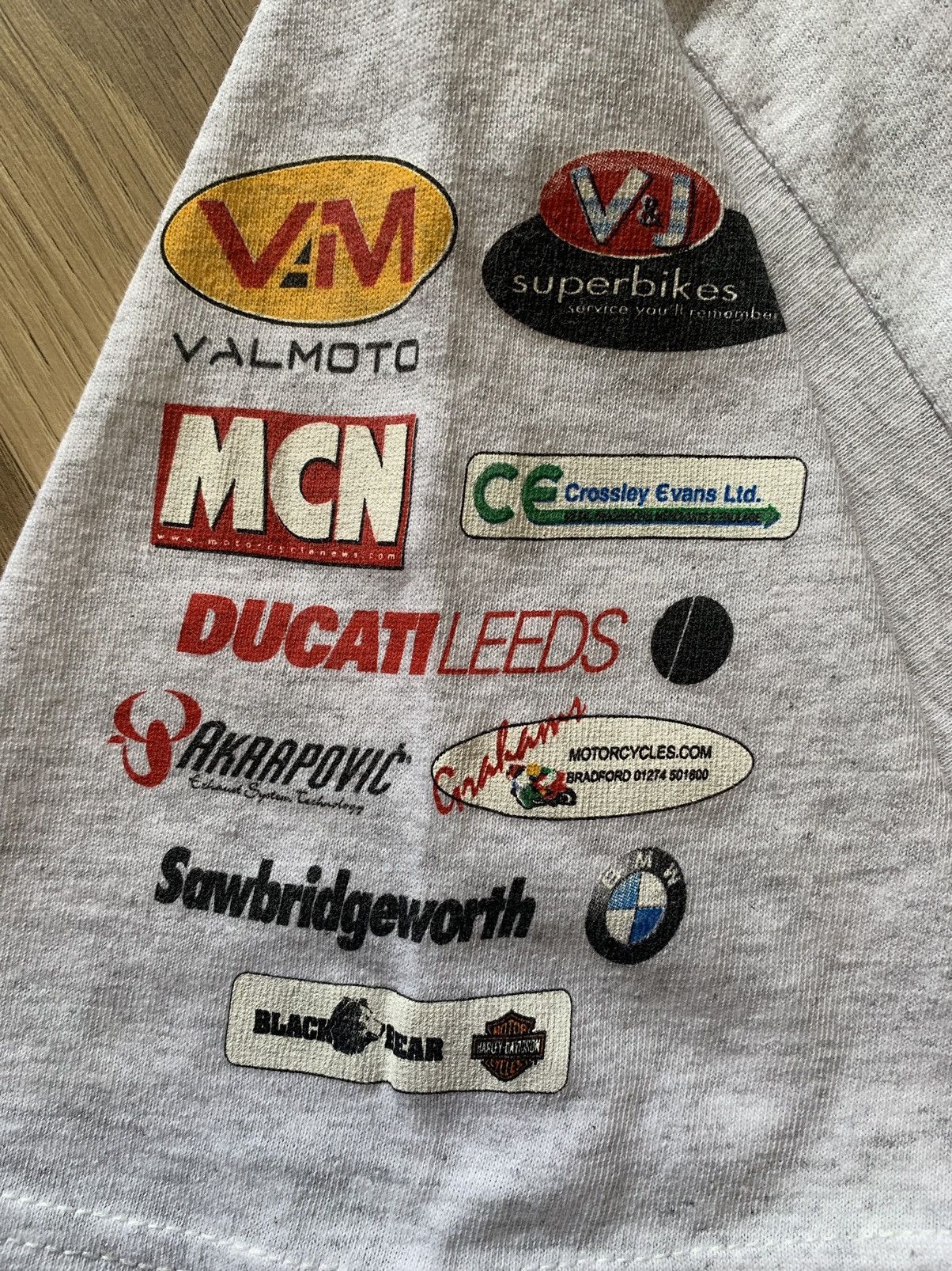 Vintage Vintage 2004 David Jefferies Suzuki GSX R1000 Memorial Tee Size US XL / EU 56 / 4 - 9 Thumbnail