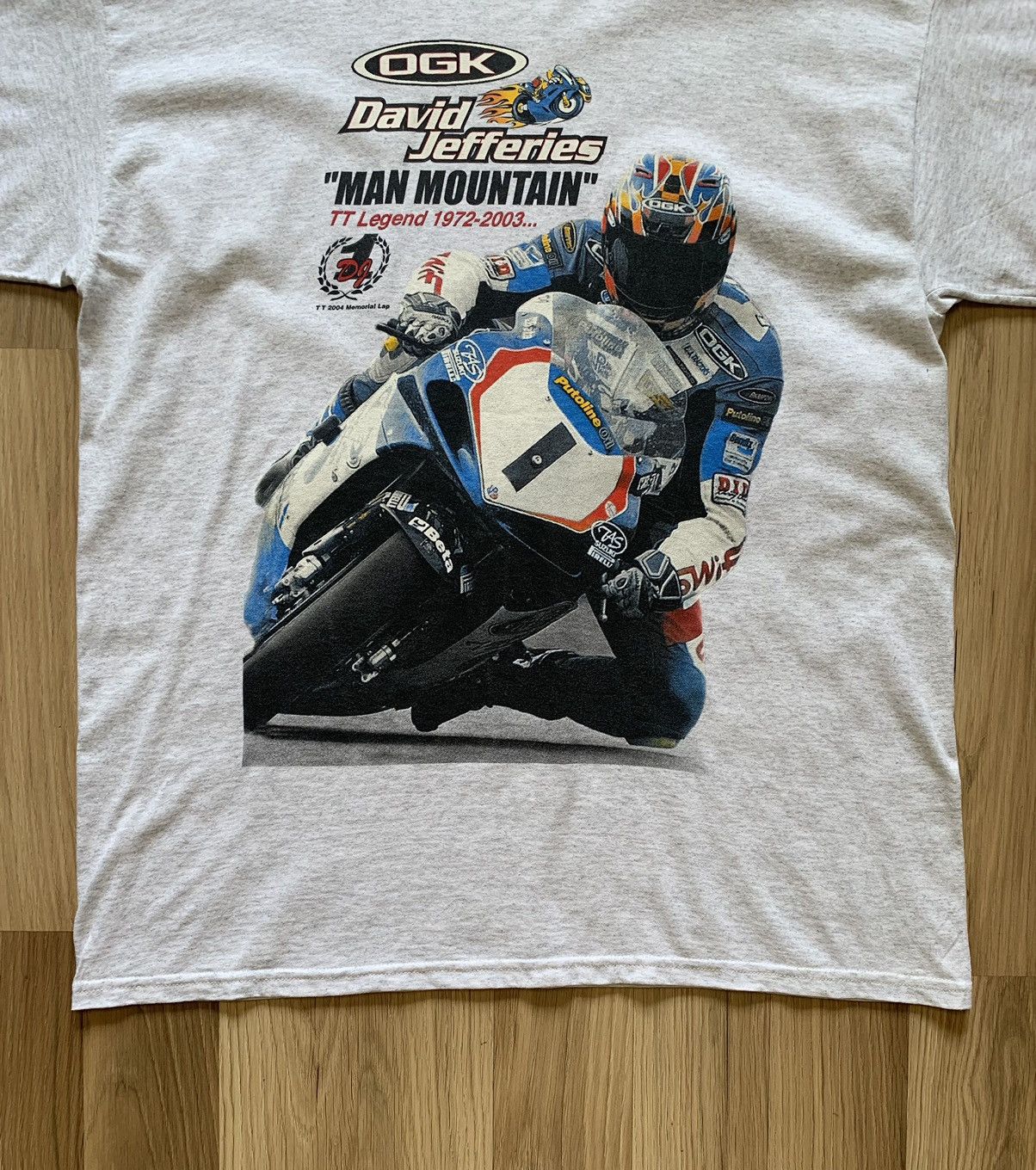 Vintage Vintage 2004 David Jefferies Suzuki GSX R1000 Memorial Tee Size US XL / EU 56 / 4 - 14 Thumbnail