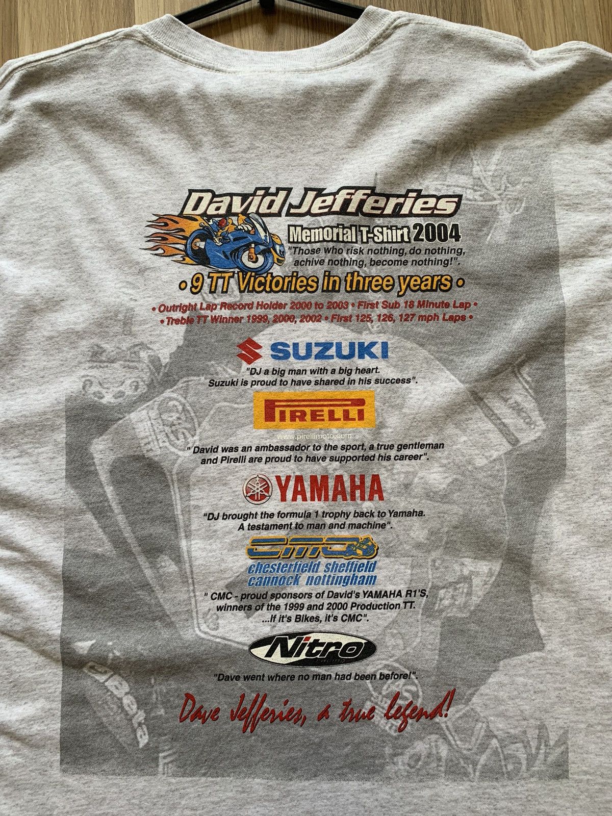 Vintage Vintage 2004 David Jefferies Suzuki GSX R1000 Memorial Tee Size US XL / EU 56 / 4 - 19 Thumbnail