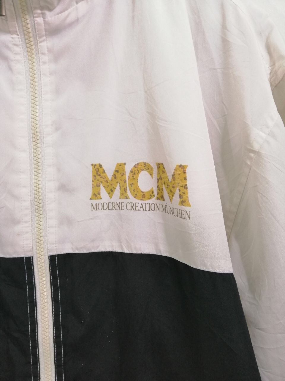 MCM Vintage MCM Jacket Leopard Big Logo Design Size US L / EU 52-54 / 3 - 4 Thumbnail