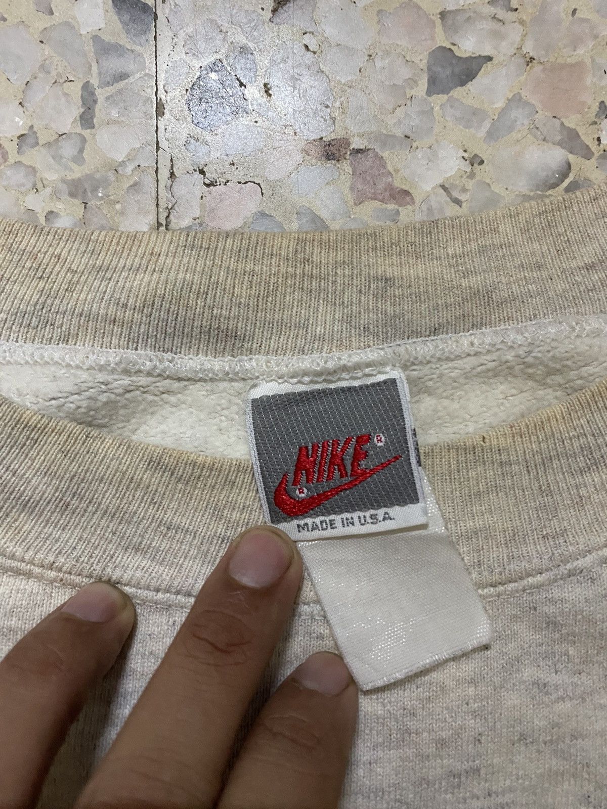 Nike × Vintage Vintage 90’s Nike Air Sweatshirt Gray Tag Design Size US L / EU 52-54 / 3 - 3 Thumbnail