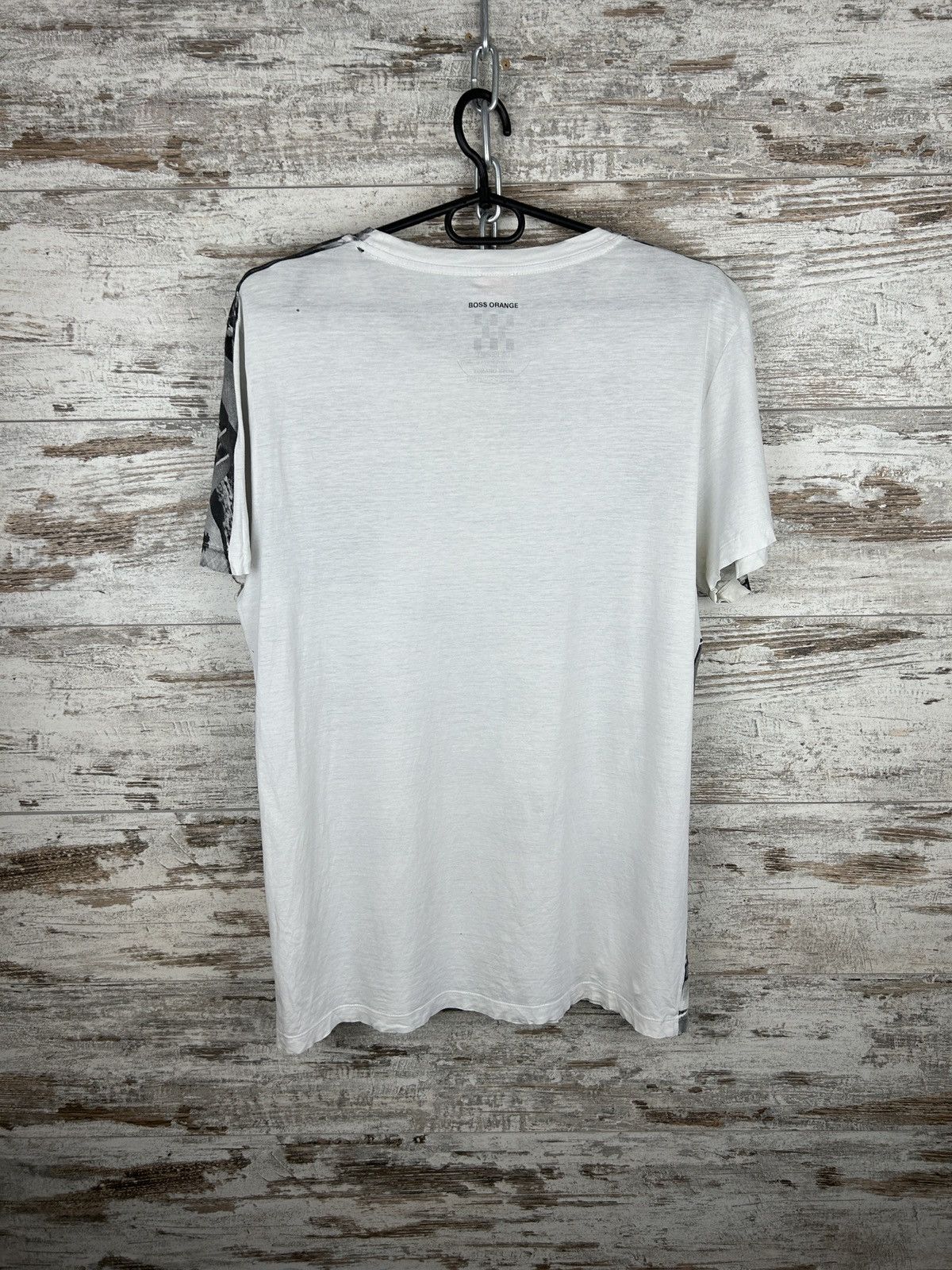 Hugo Boss × Vintage Mens Vintage Hugo Boss T-shirt big logo overprint luxury tee Size US L / EU 52-54 / 3 - 13 Thumbnail