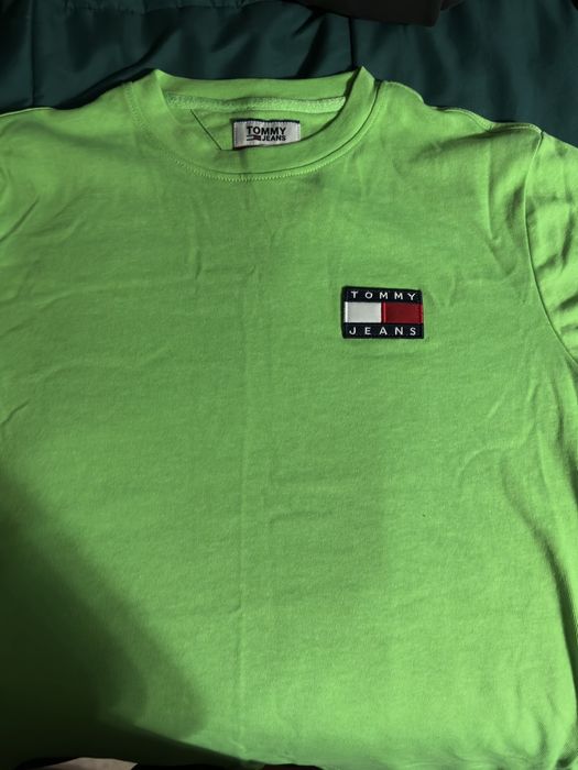 Tommy hilfiger cheap neon t shirt