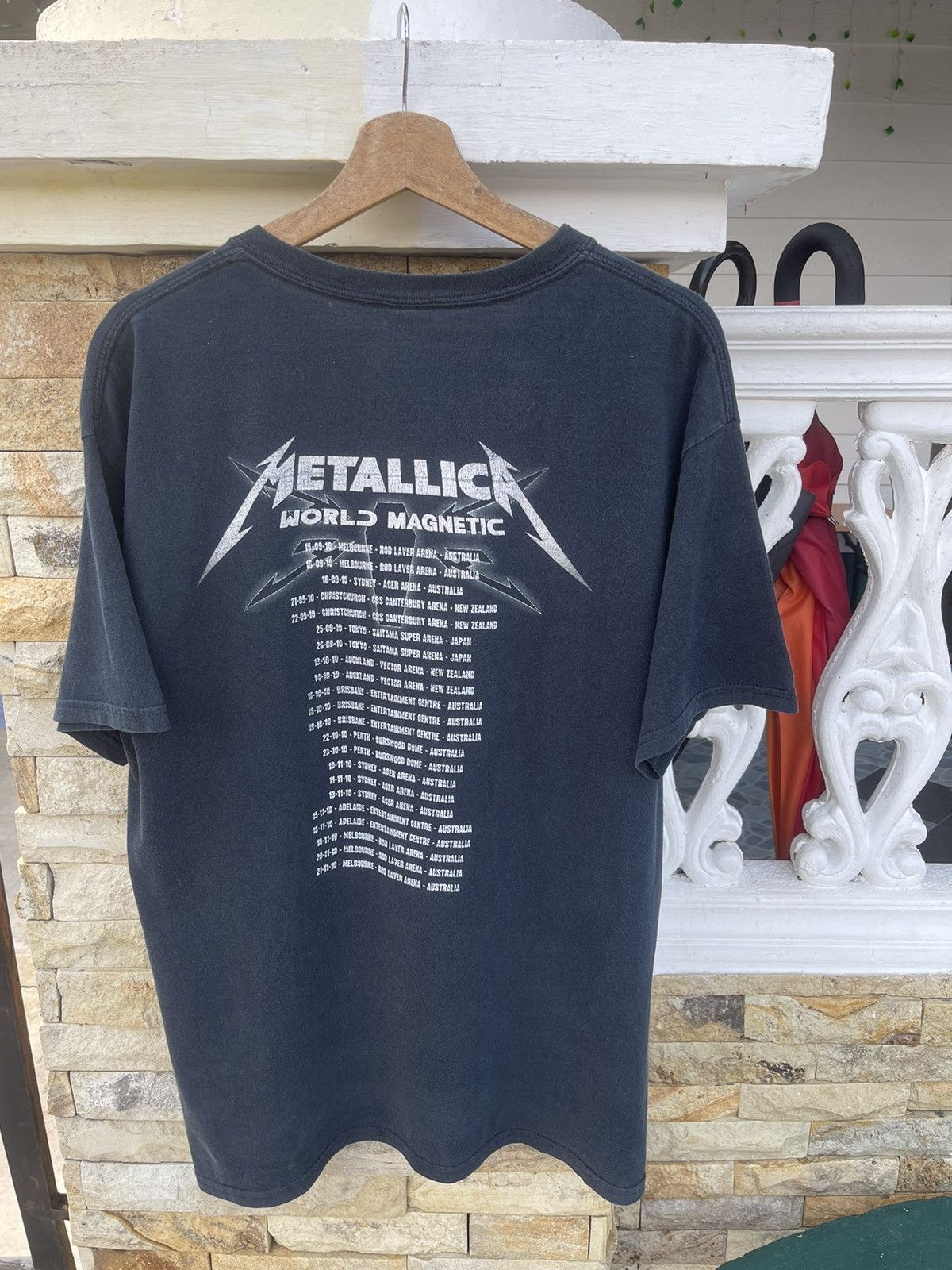 Band Tees LastDrop🔥Rare🔥Vtg Sun Faded METALLICA World Magnetic TourTee Size US L / EU 52-54 / 3 - 4 Thumbnail