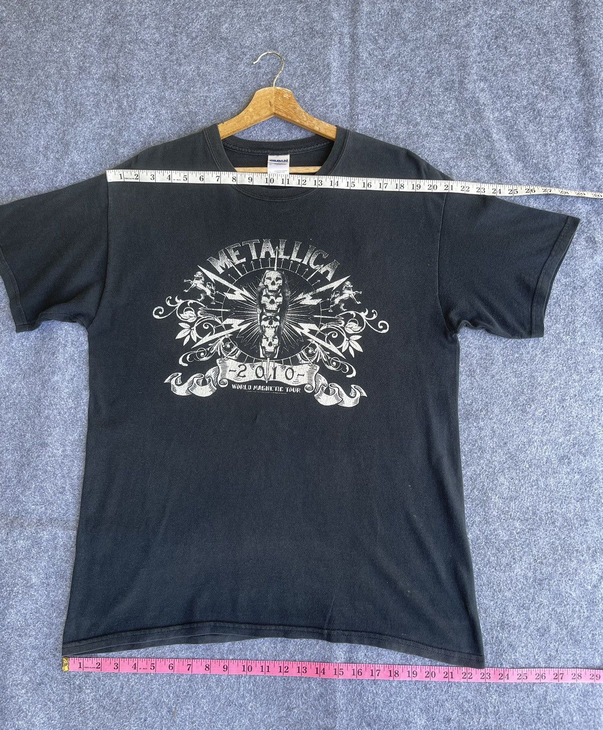 Band Tees LastDrop🔥Rare🔥Vtg Sun Faded METALLICA World Magnetic TourTee Size US L / EU 52-54 / 3 - 11 Thumbnail