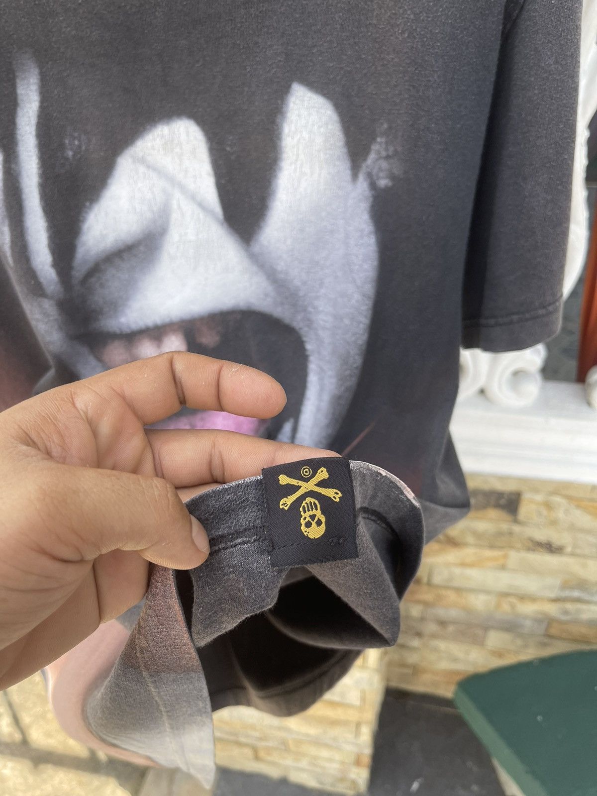 Dissizit Last Drop🔥Rare🔥SUN FADED KISS x DISSIZIT Tee Size US L / EU 52-54 / 3 - 8 Thumbnail