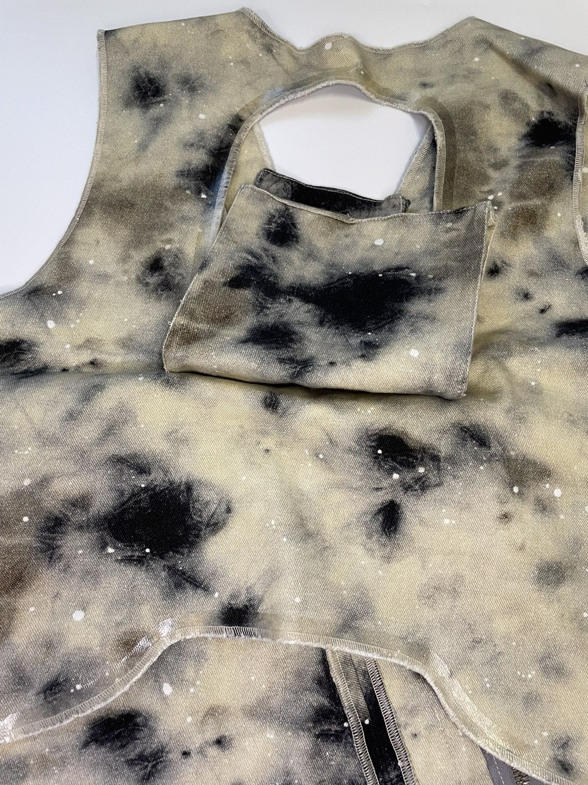 A-COLD-WALL* × Diesel A-Cold-Wall* x Diesel Red Tag Utility Vest (0467) Size US XL / EU 56 / 4 - 17 Thumbnail