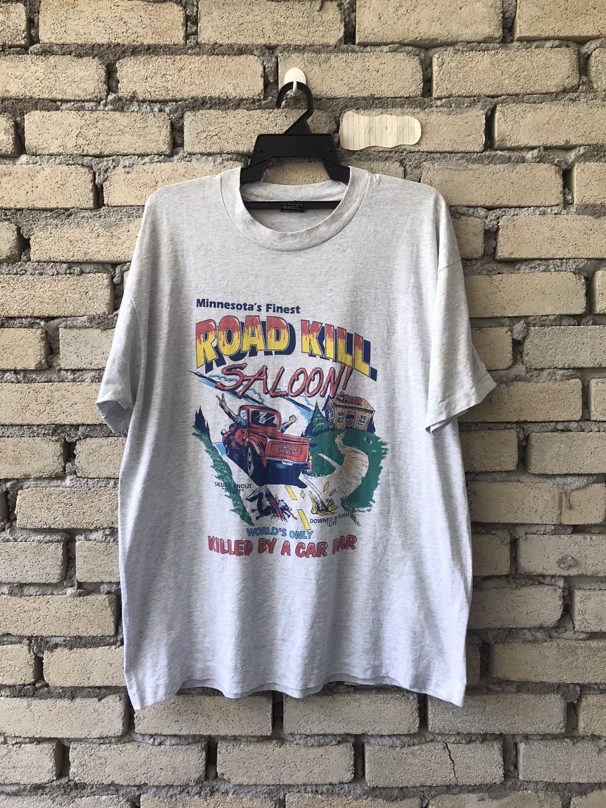 Vintage Minnesota’s Finest Road Kill Saloon Pickup Truck Mens Tee Size US XL / EU 56 / 4 - 1 Thumbnail
