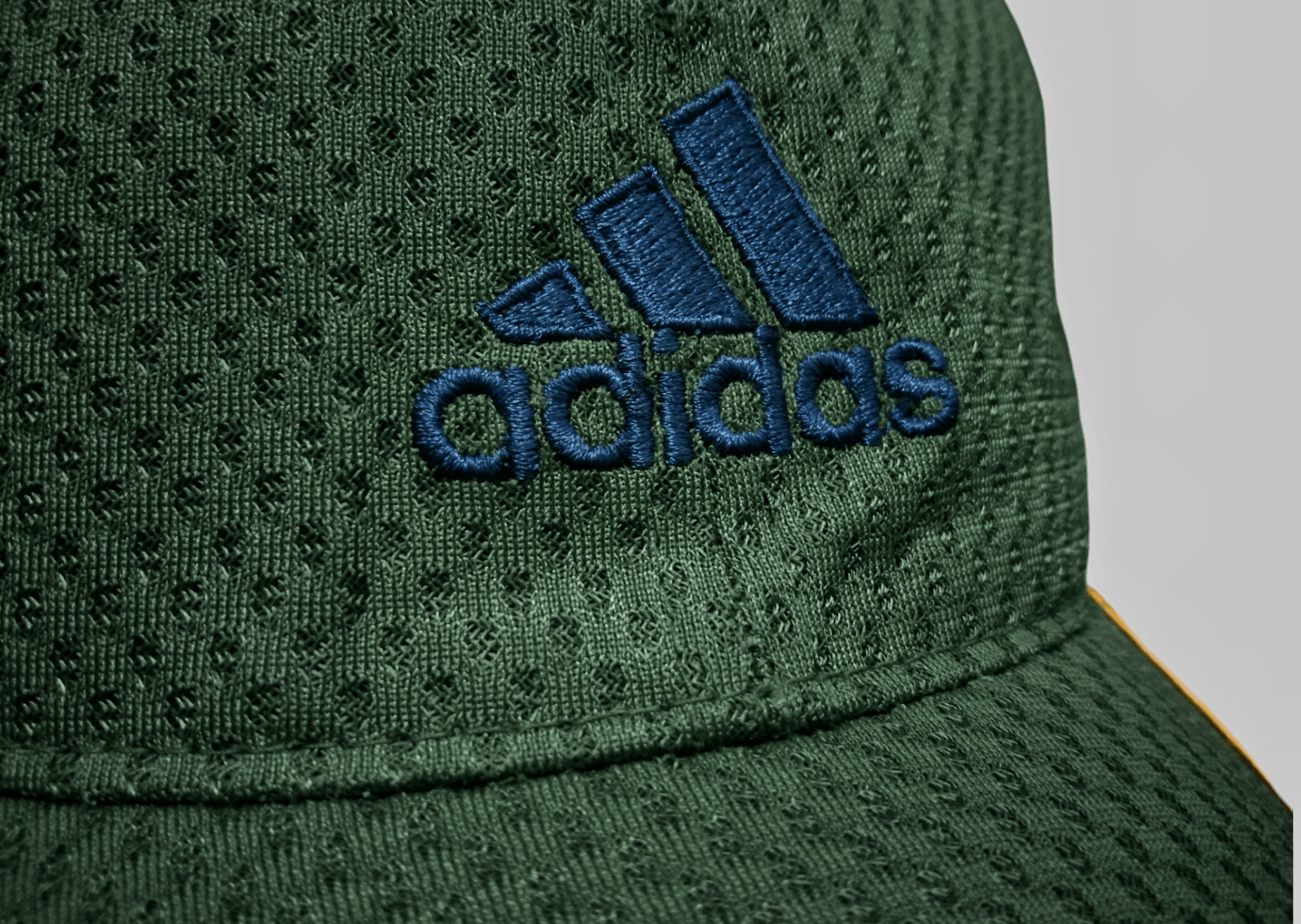 Adidas × Vintage ADIDAS MESH POLYESTER BASEBALL CAP Size ONE SIZE - 10 Thumbnail