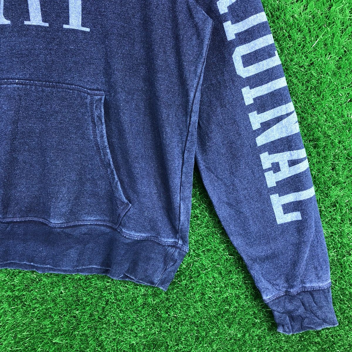 Gap GAP Big Logo Indigo Blue Denim Sweatshirt Hoodie Pullover Size US L / EU 52-54 / 3 - 3 Thumbnail