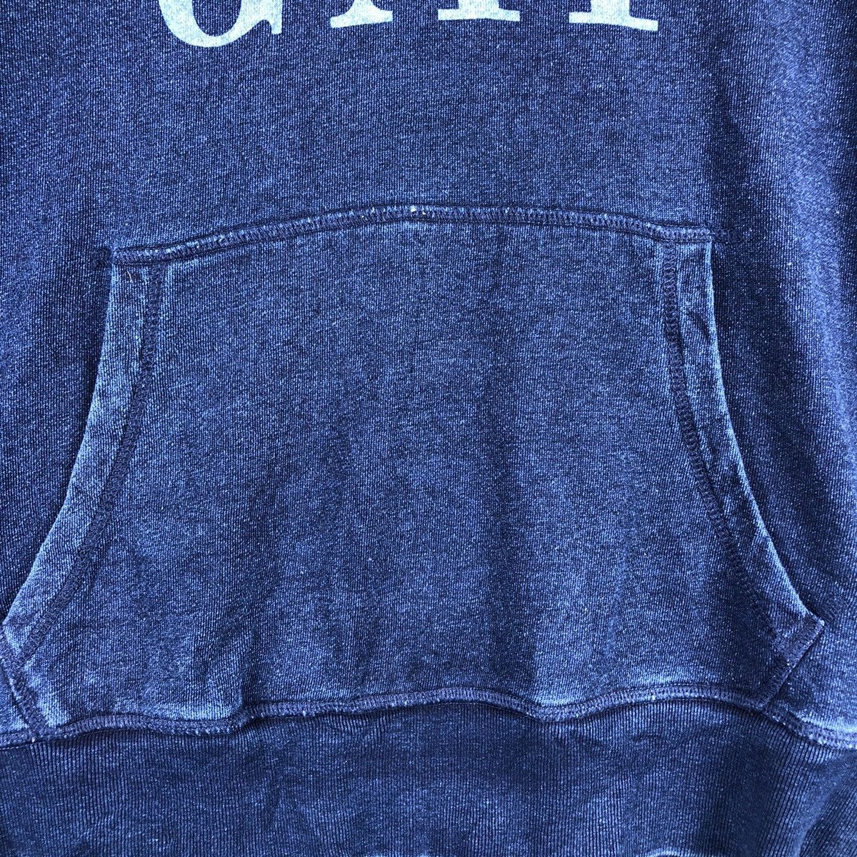 Gap GAP Big Logo Indigo Blue Denim Sweatshirt Hoodie Pullover Size US L / EU 52-54 / 3 - 9 Thumbnail