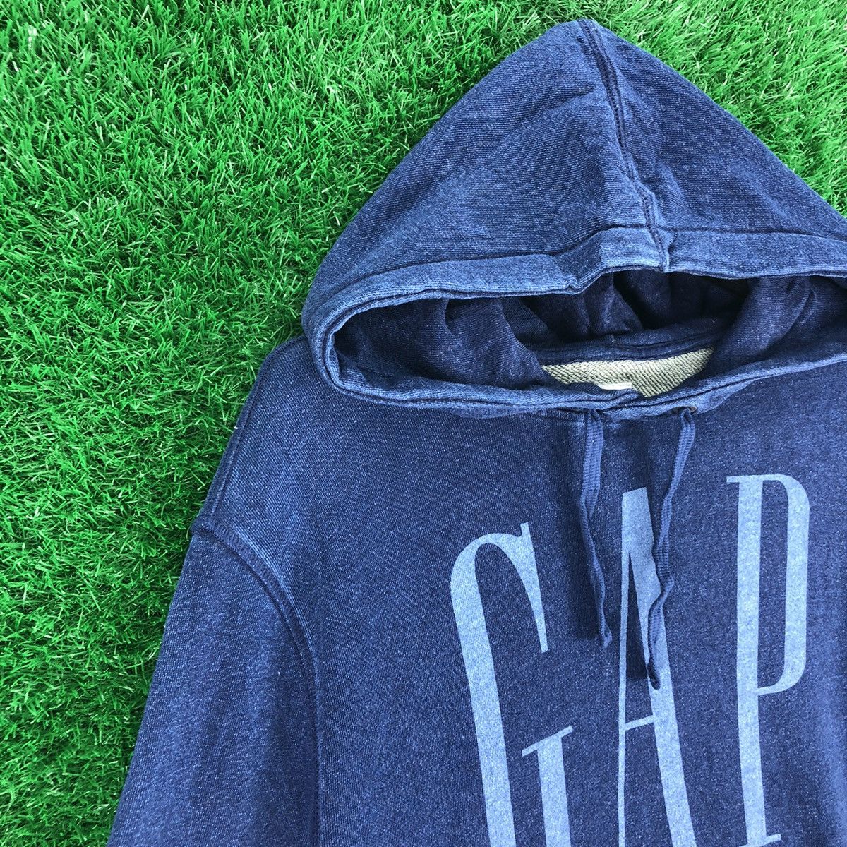Gap GAP Big Logo Indigo Blue Denim Sweatshirt Hoodie Pullover Size US L / EU 52-54 / 3 - 2 Thumbnail
