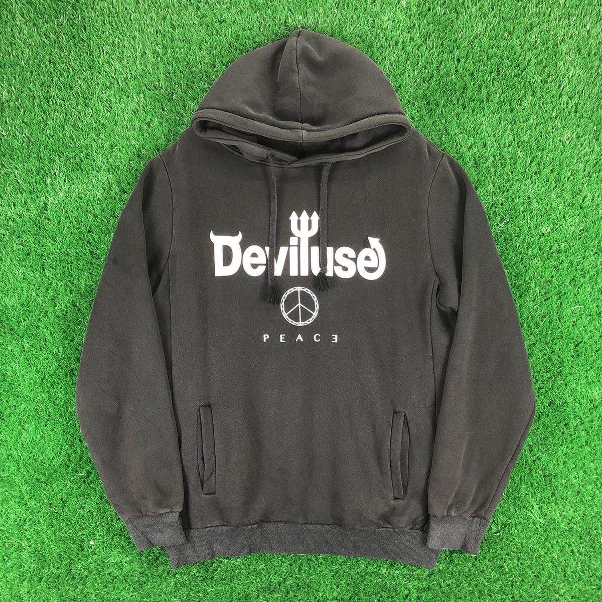 Japanese Brand Deviluse Peace Sweatshirt Hoodie Pullover Size US XL / EU 56 / 4 - 1 Thumbnail