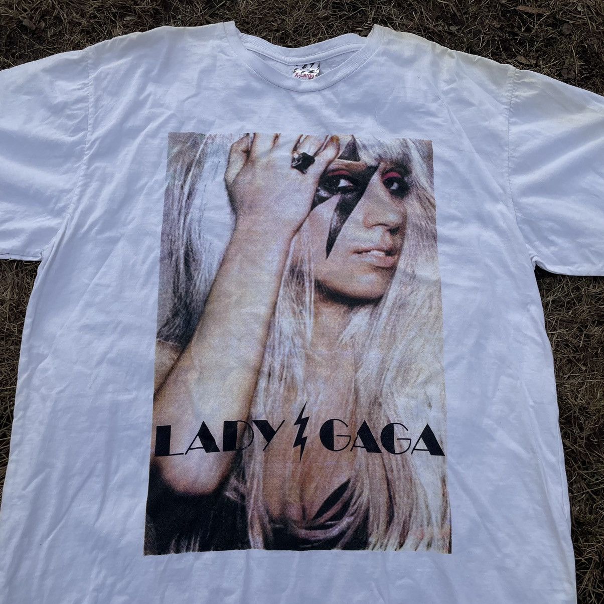 Vintage Vintage 90s Sun Faded Lady Gaga Graphic Tee Grunge Slim L Size US L / EU 52-54 / 3 - 4 Thumbnail