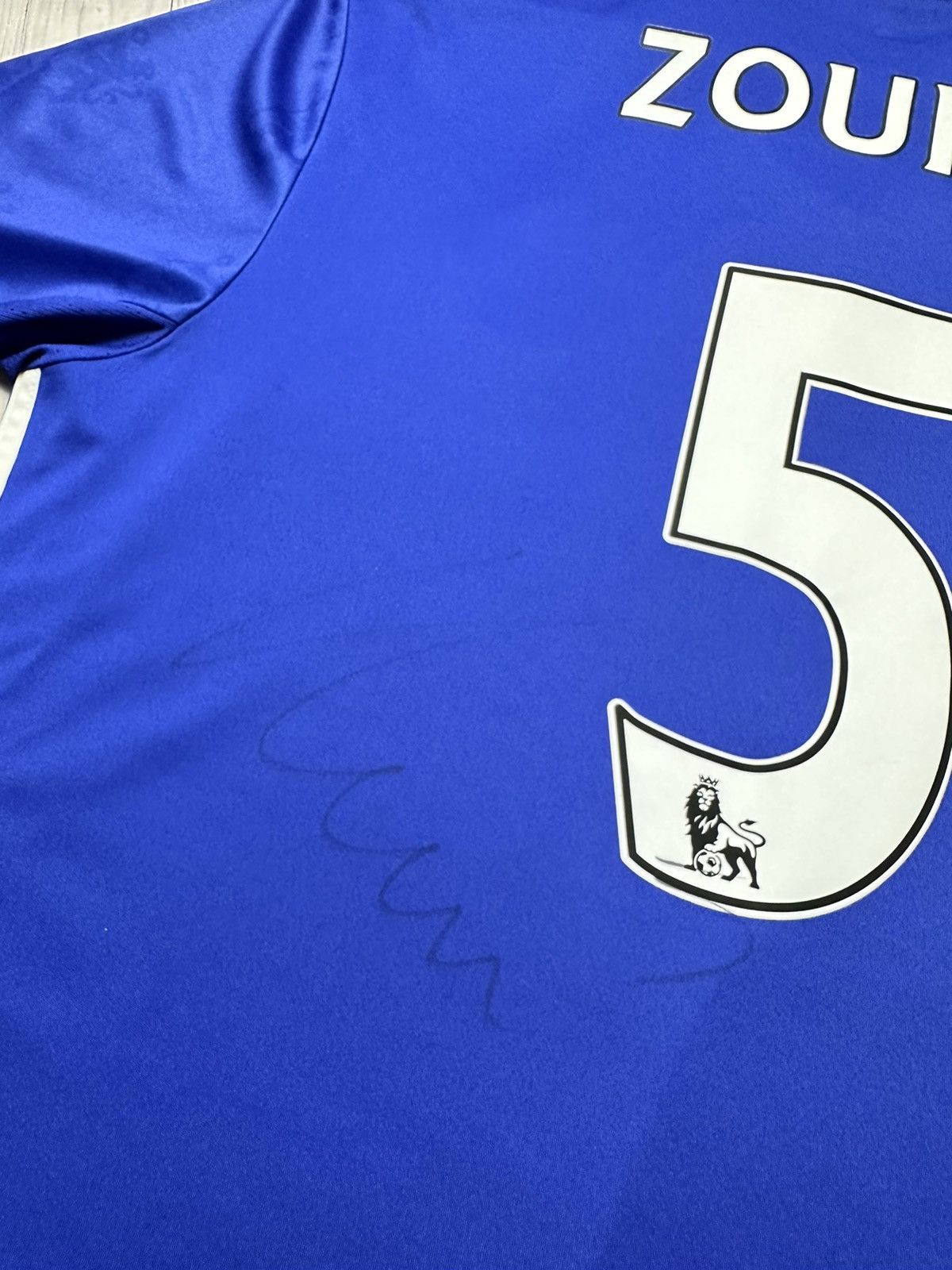 Adidas × Chelsea Soccer Chelsea soccer jersey adidas 5 Zouma size L Size US L / EU 52-54 / 3 - 8 Thumbnail