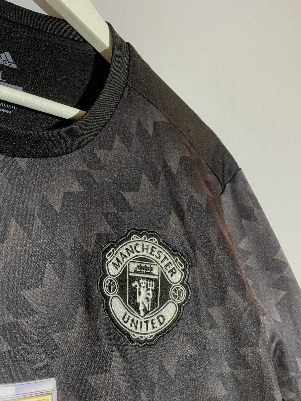 Adidas Manchester United Adidas 2017/18 Away Football Shirt Size US L / EU 52-54 / 3 - 4 Thumbnail